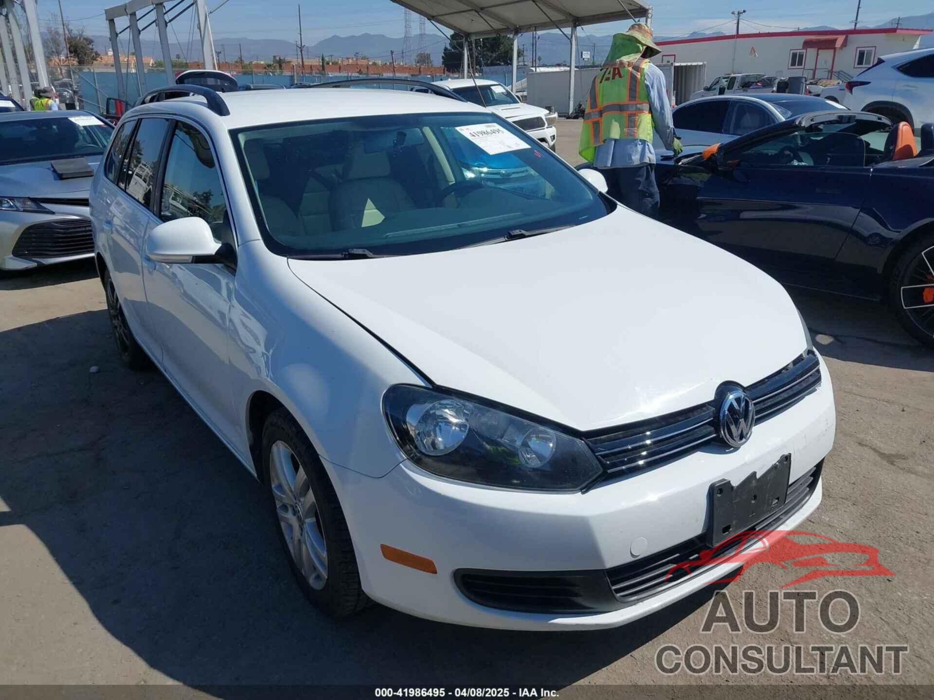 VOLKSWAGEN JETTA SPORTWAGEN 2014 - 3VWPL7AJXEM608549