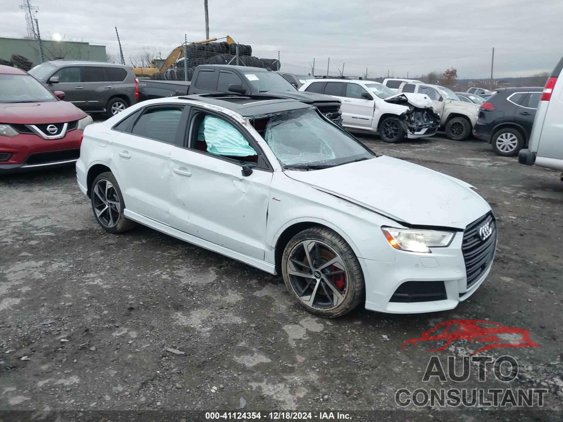 AUDI A3 2020 - WAUBEGFF0LA105860