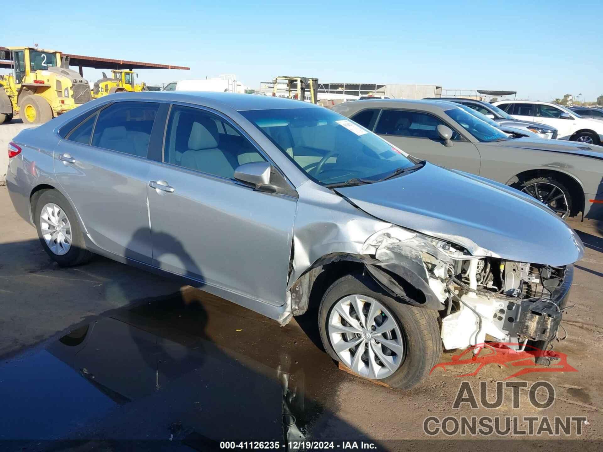 TOYOTA CAMRY 2015 - 4T4BF1FK6FR506294