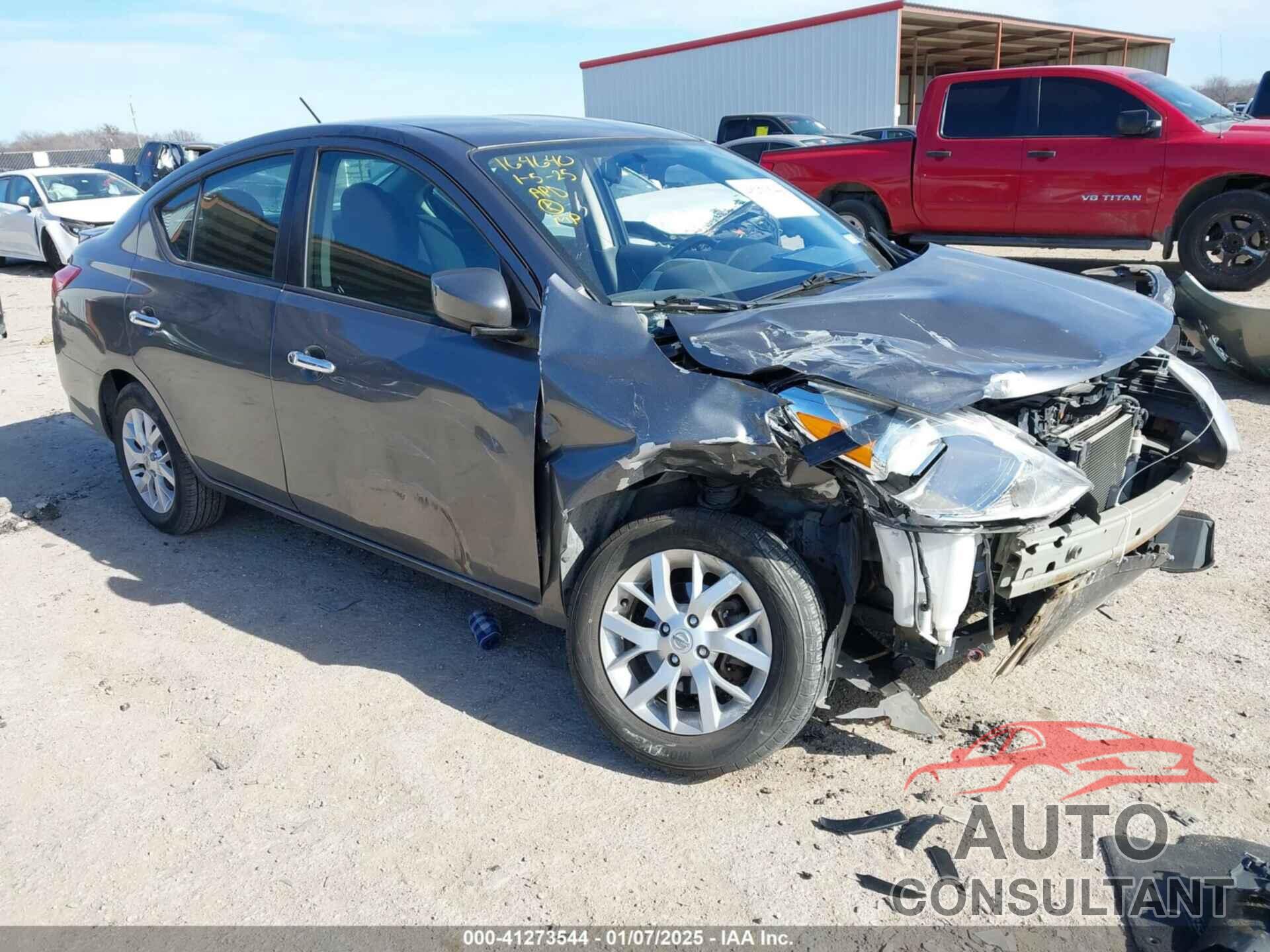 NISSAN VERSA 2018 - 3N1CN7AP3JL872702
