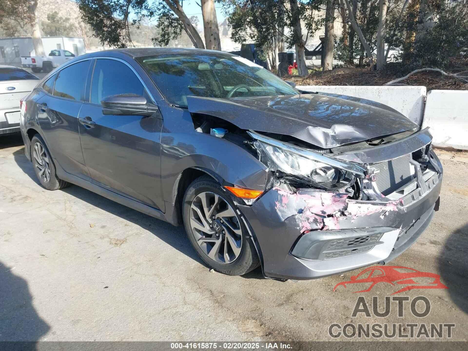 HONDA CIVIC 2018 - 2HGFC2F77JH601504