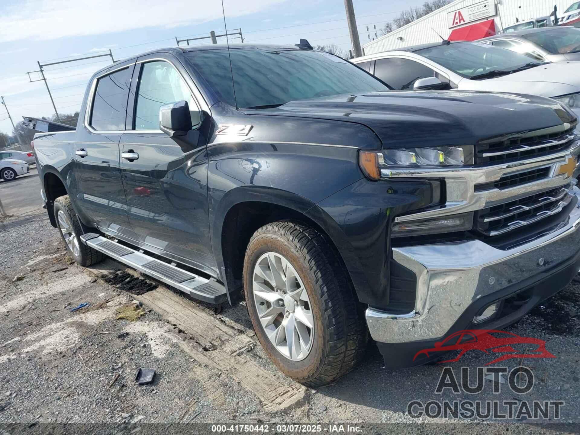 CHEVROLET SILVERADO 1500 2021 - 1GCUYGED9MZ299214
