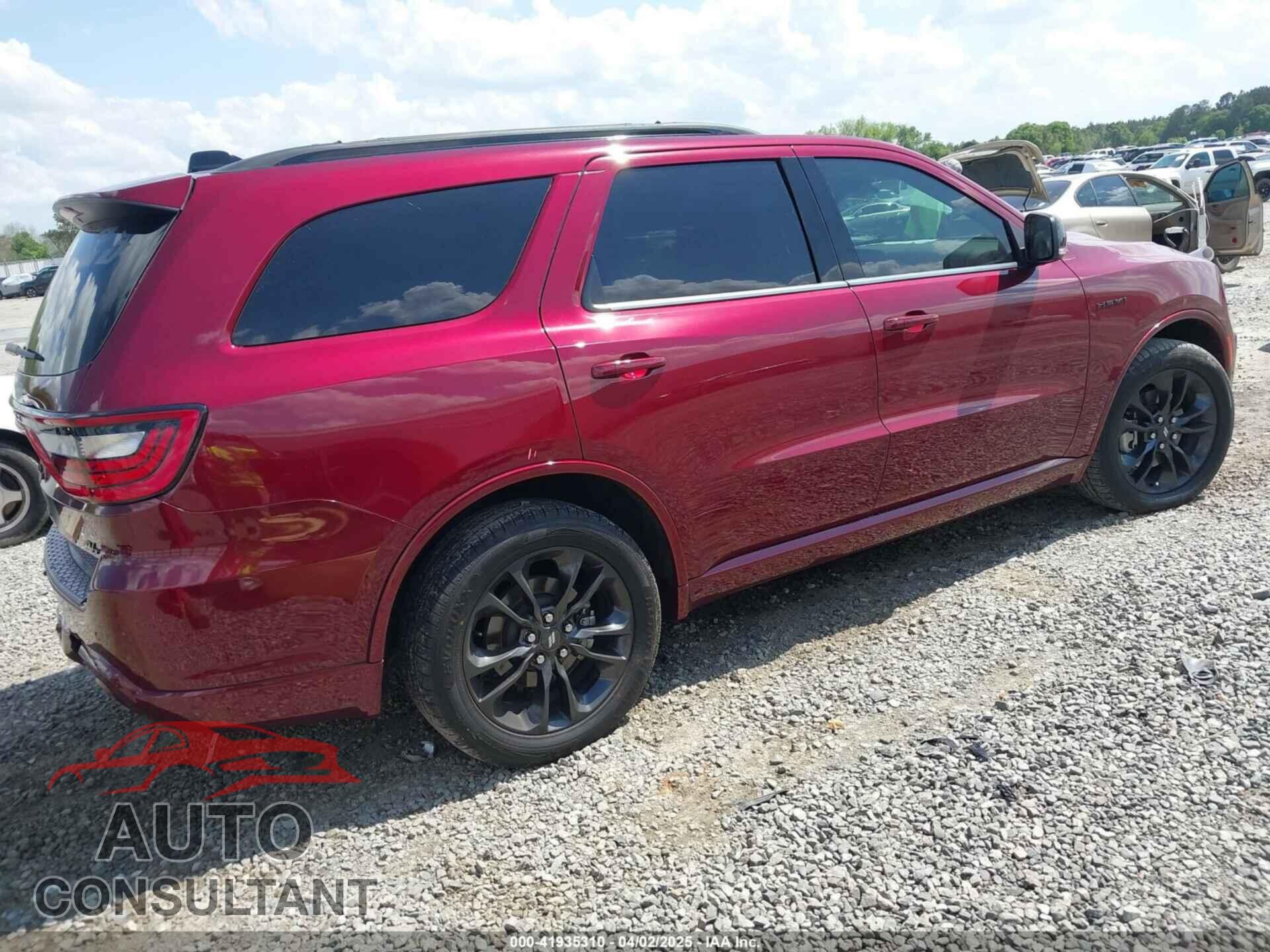 DODGE DURANGO 2023 - 1C4SDHCT7PC557739