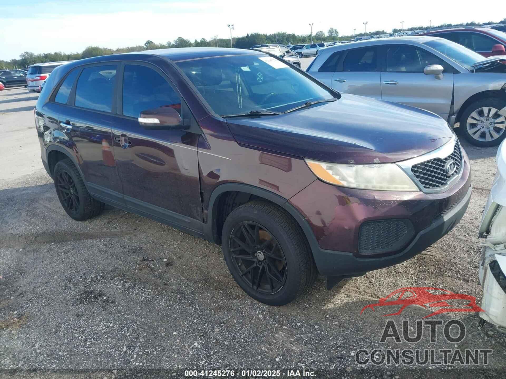 KIA SORENTO 2011 - 5XYKT3A19BG138447