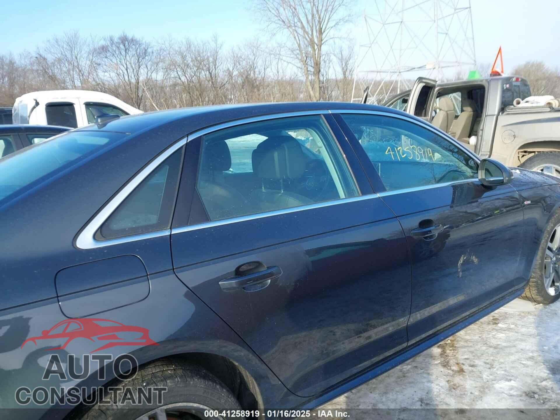 AUDI A4 2017 - WAUENAF42HN036419