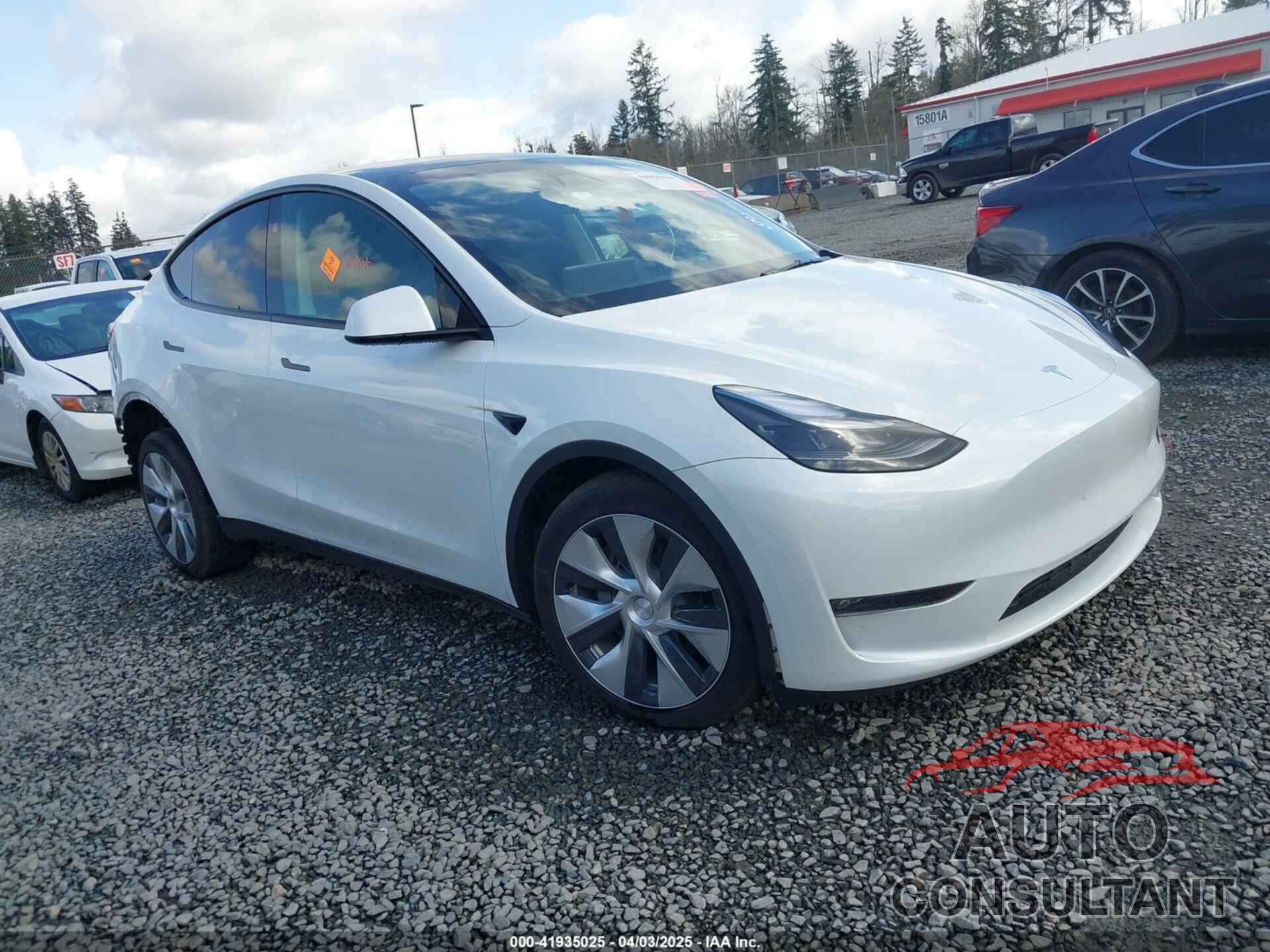 TESLA MODEL Y 2023 - 7SAYGDEE5PF803976