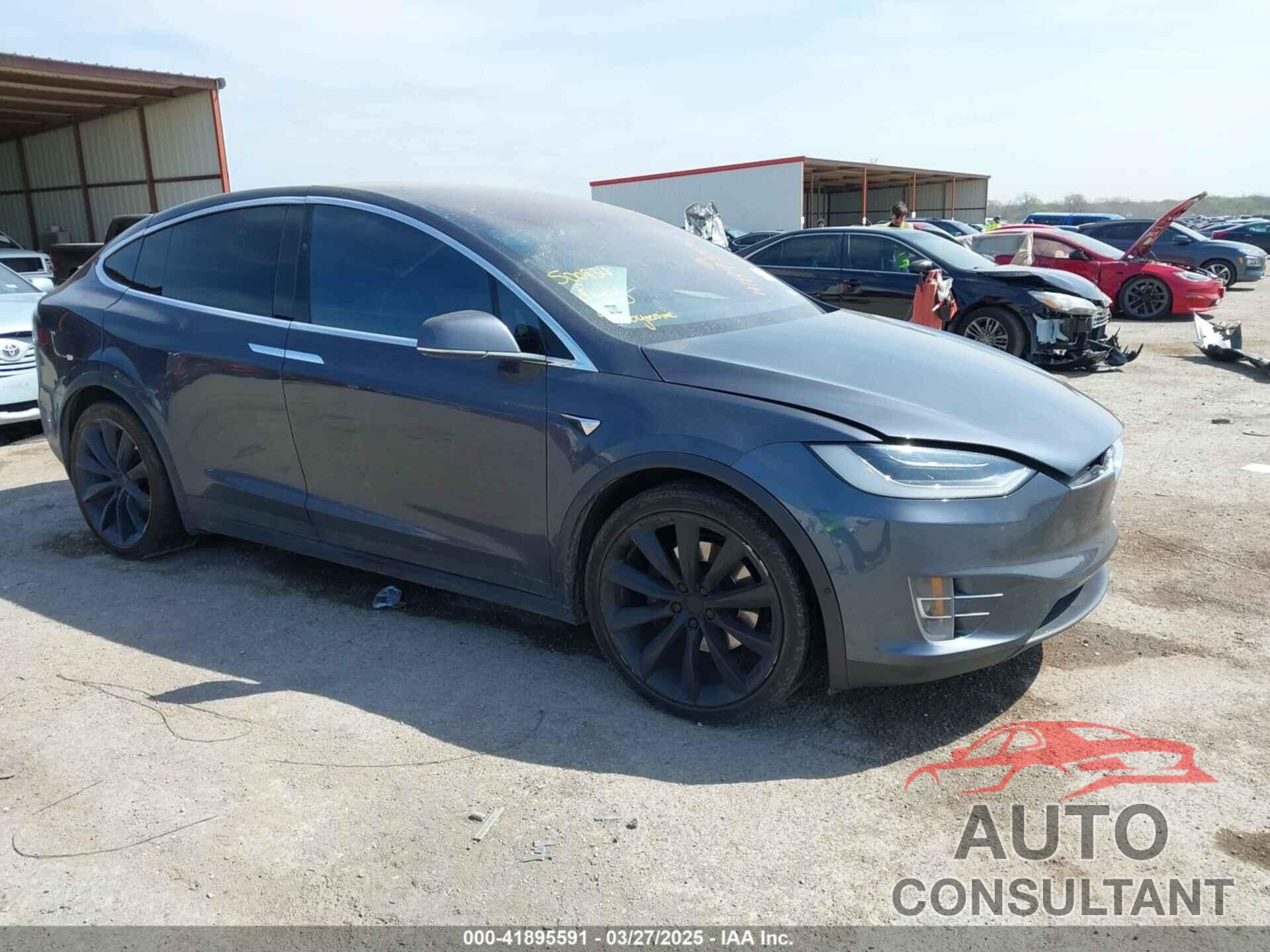 TESLA MODEL X 2017 - 5YJXCBE22HF079194