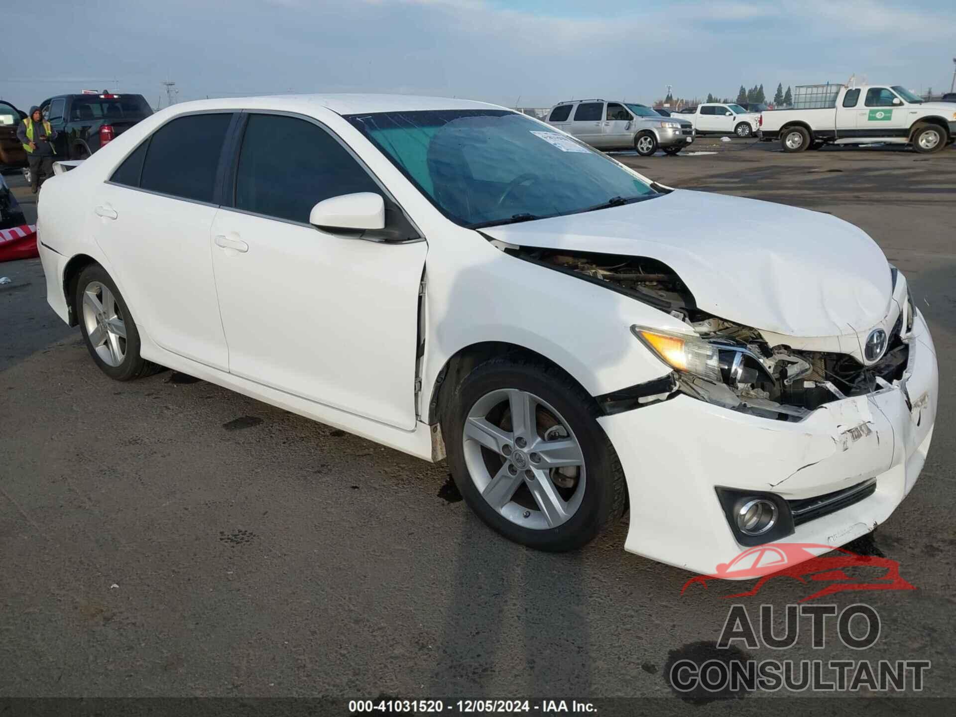 TOYOTA CAMRY 2014 - 4T1BF1FK2EU409487