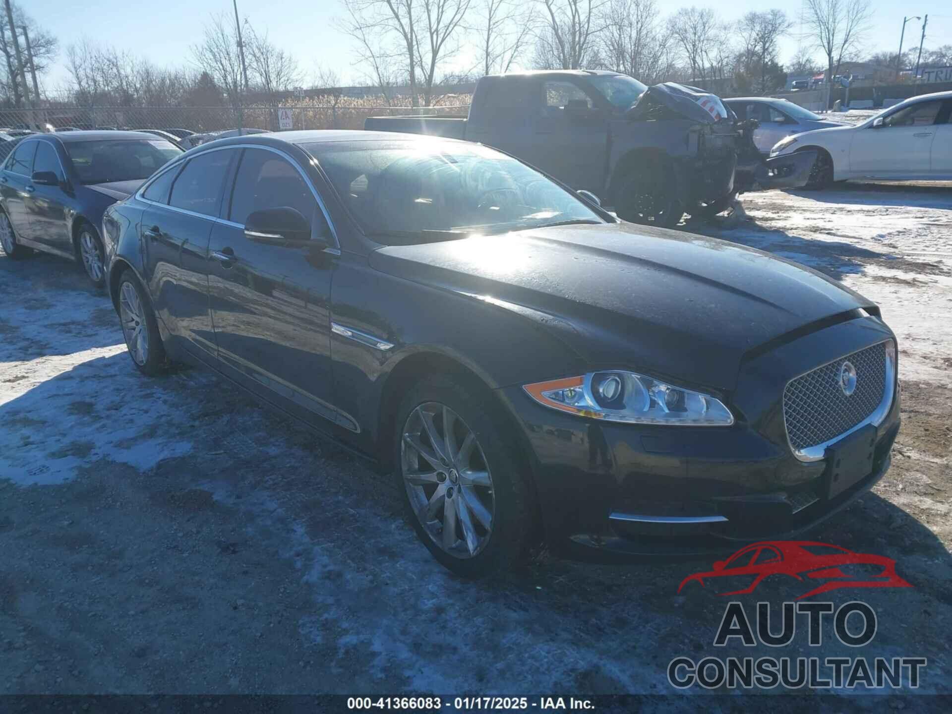 JAGUAR XJ 2011 - SAJWA1CB4BLV06962