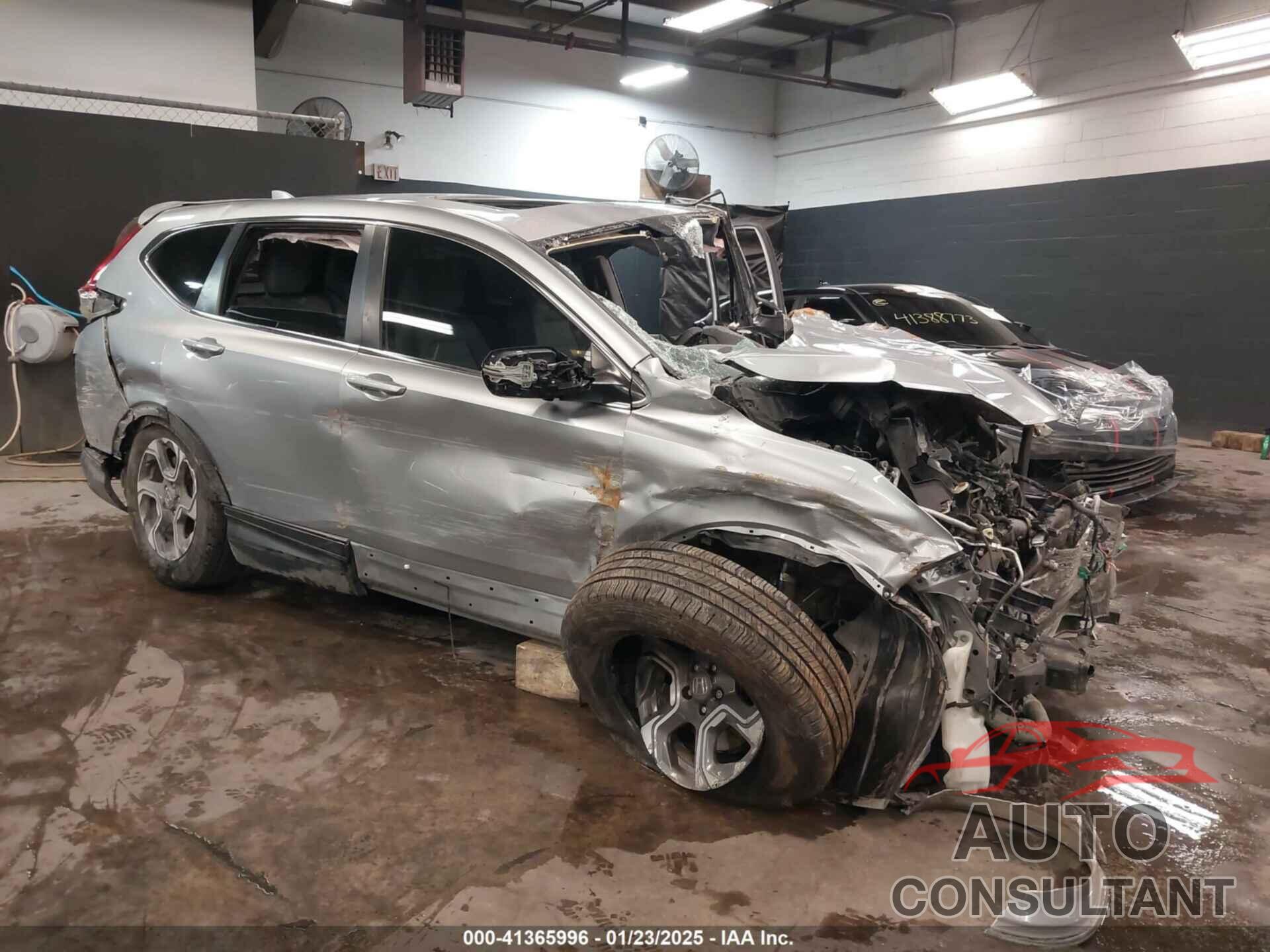 HONDA CR-V 2018 - 7FARW2H5XJE036027