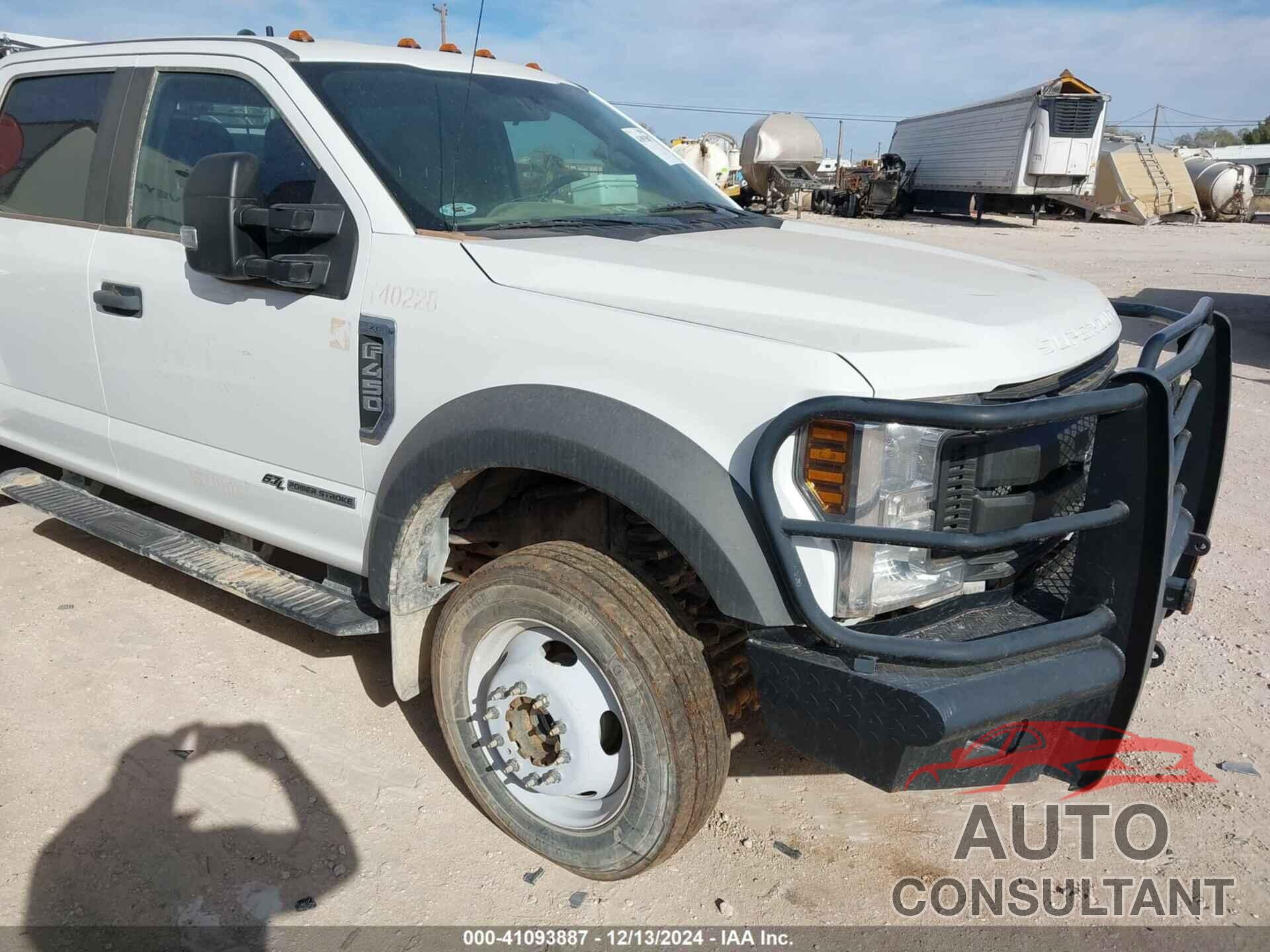 FORD F-450 CHASSIS 2019 - 1FD0W4HT6KEE91471