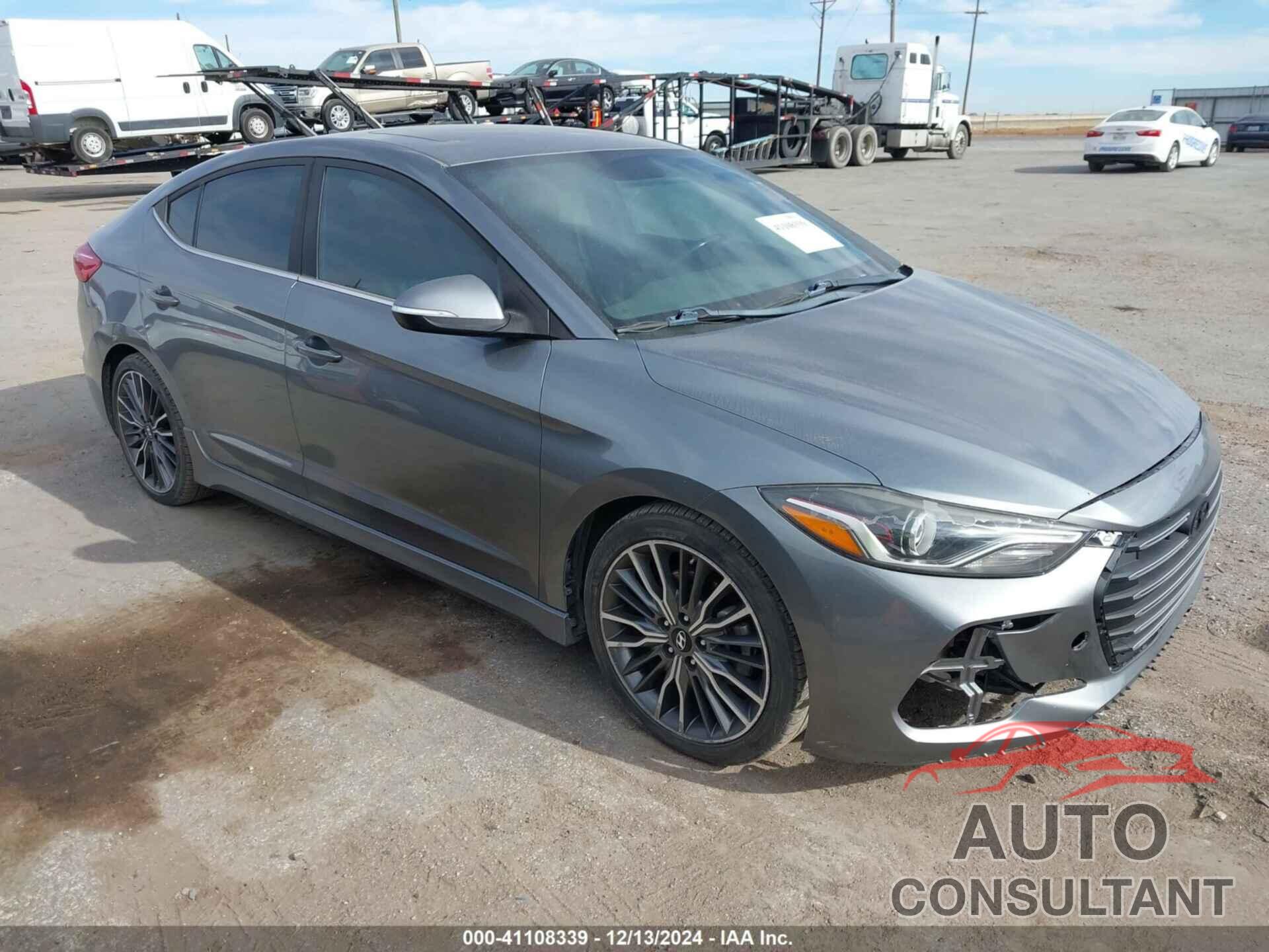 HYUNDAI ELANTRA 2018 - KMHD04LB0JU680526