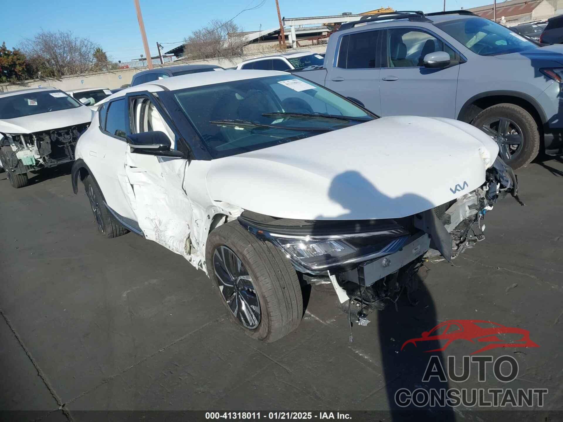 KIA EV6 2023 - KNDC34LB1P5608728