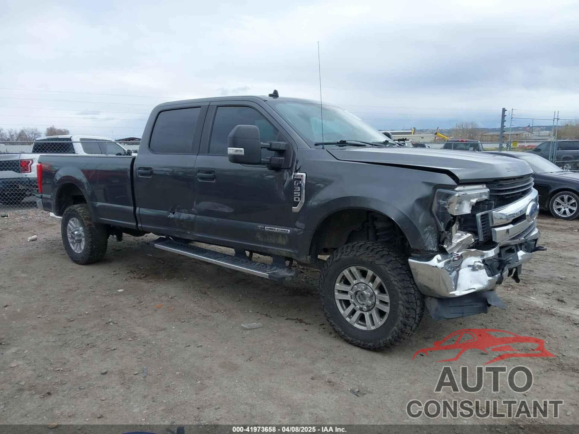 FORD F-350 2019 - 1FT8W3BT0KEE72926