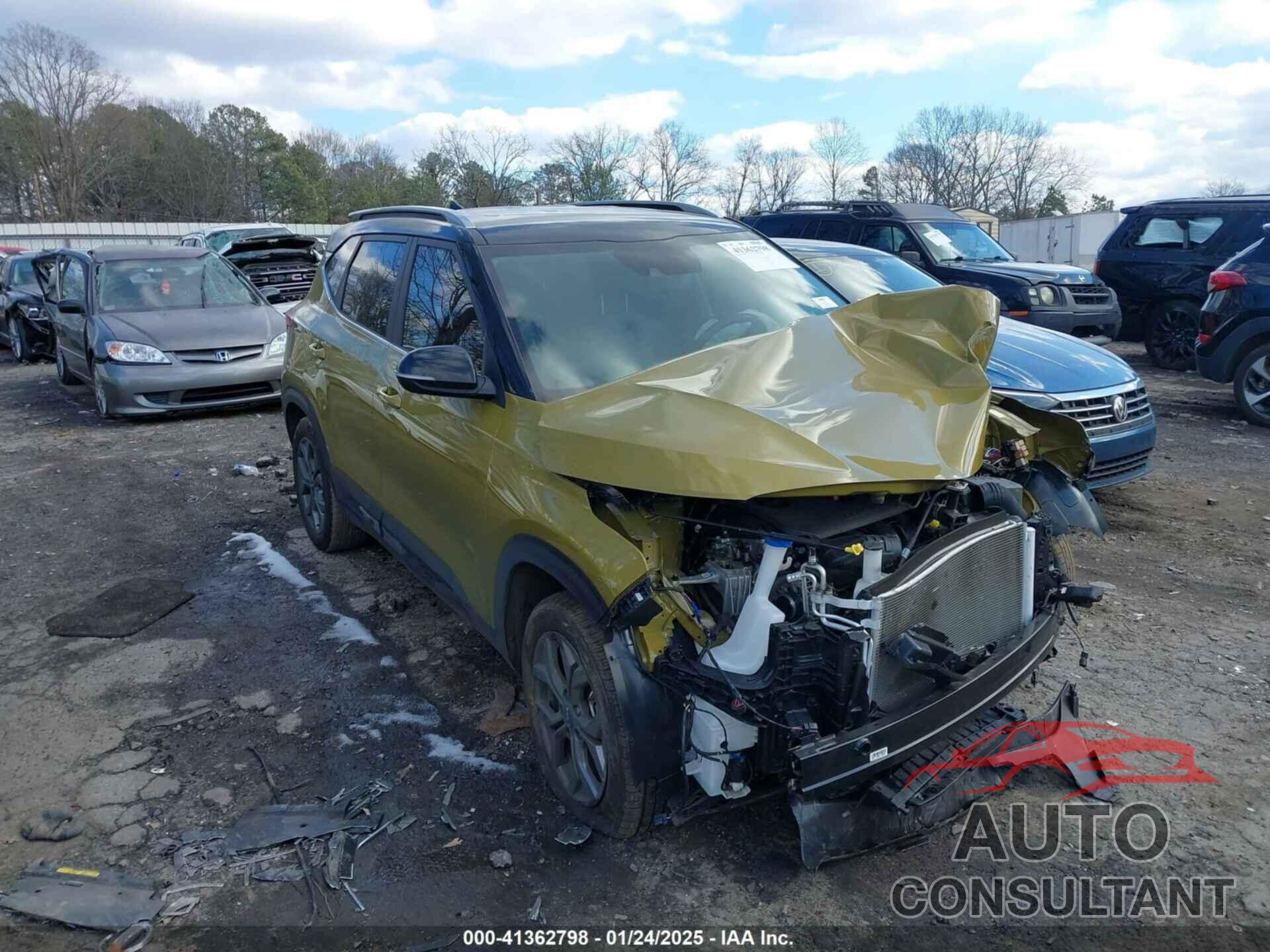 KIA SELTOS 2024 - KNDEU2AAXR7588765