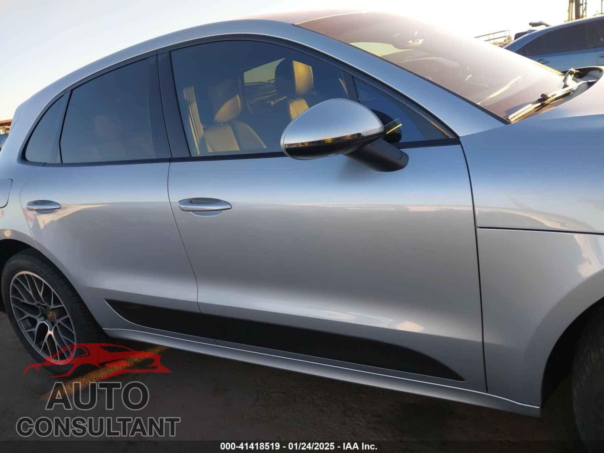 PORSCHE MACAN 2015 - WP1AB2A59FLB67970