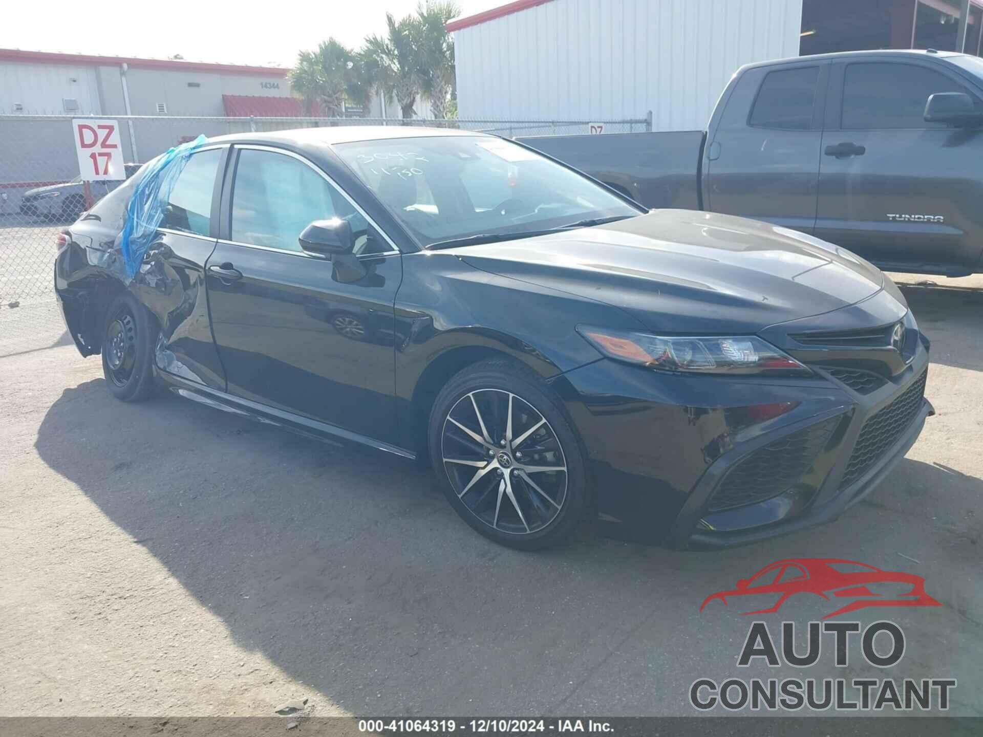 TOYOTA CAMRY 2022 - 4T1T11AK4NU639042