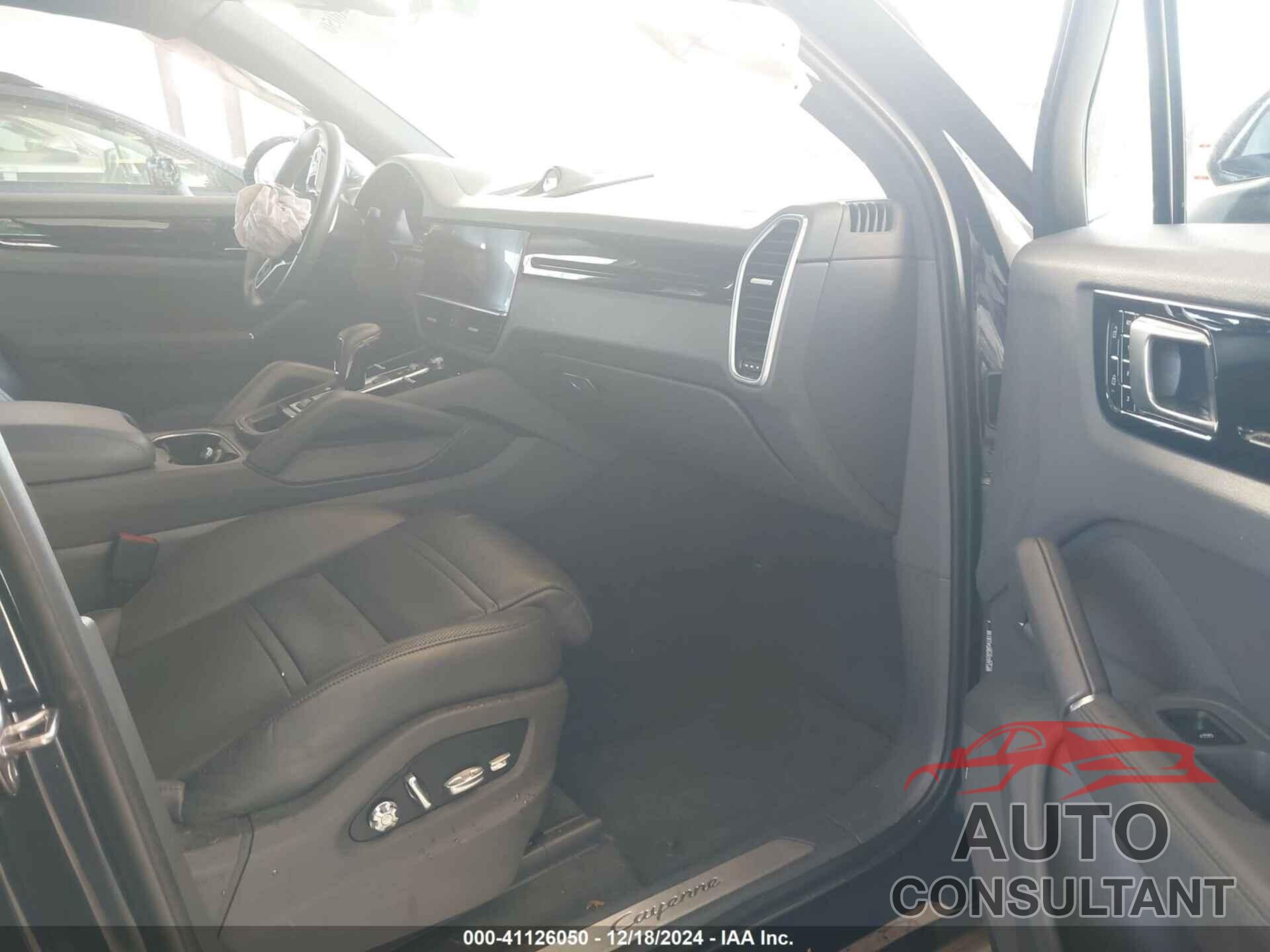 PORSCHE CAYENNE 2019 - WP1AA2AY9KDA18198