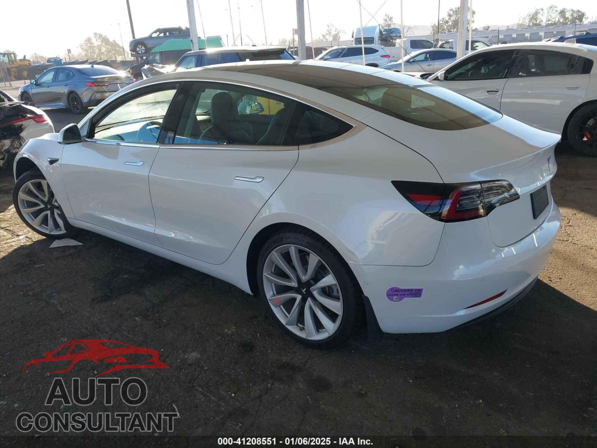 TESLA MODEL 3 2019 - 5YJ3E1EA7KF437908