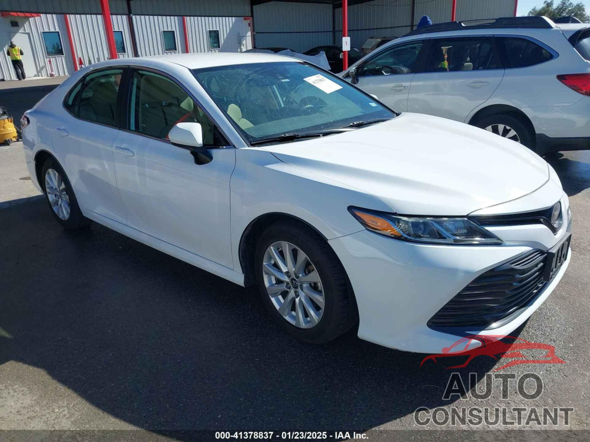 TOYOTA CAMRY 2019 - 4T1B11HK5KU824360