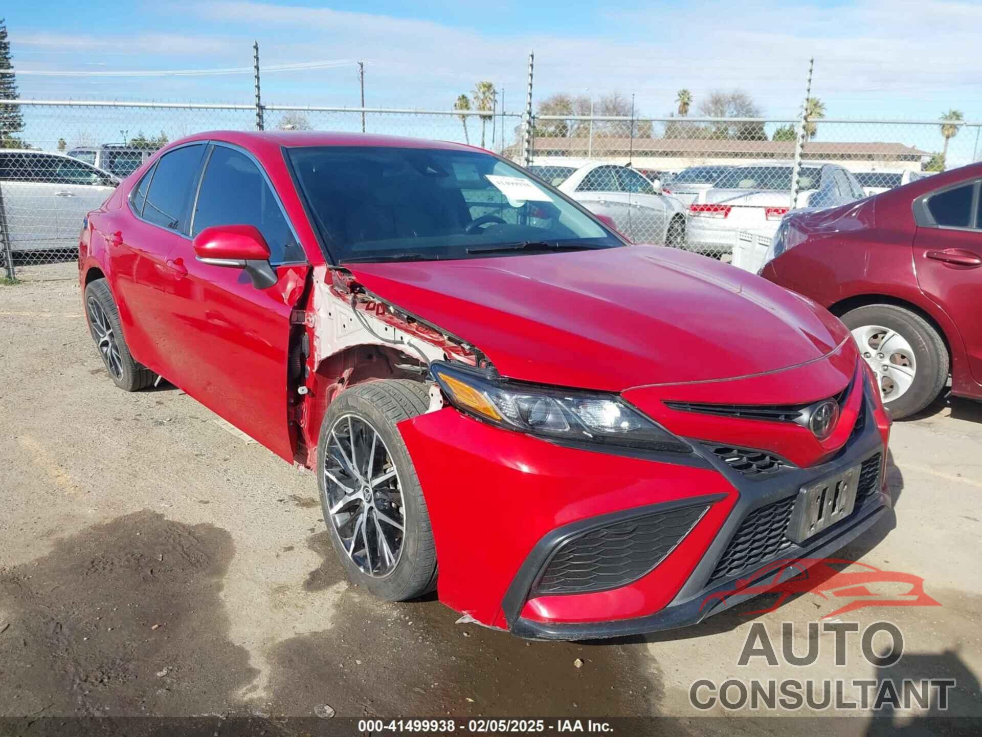 TOYOTA CAMRY 2023 - 4T1G11AK6PU104203