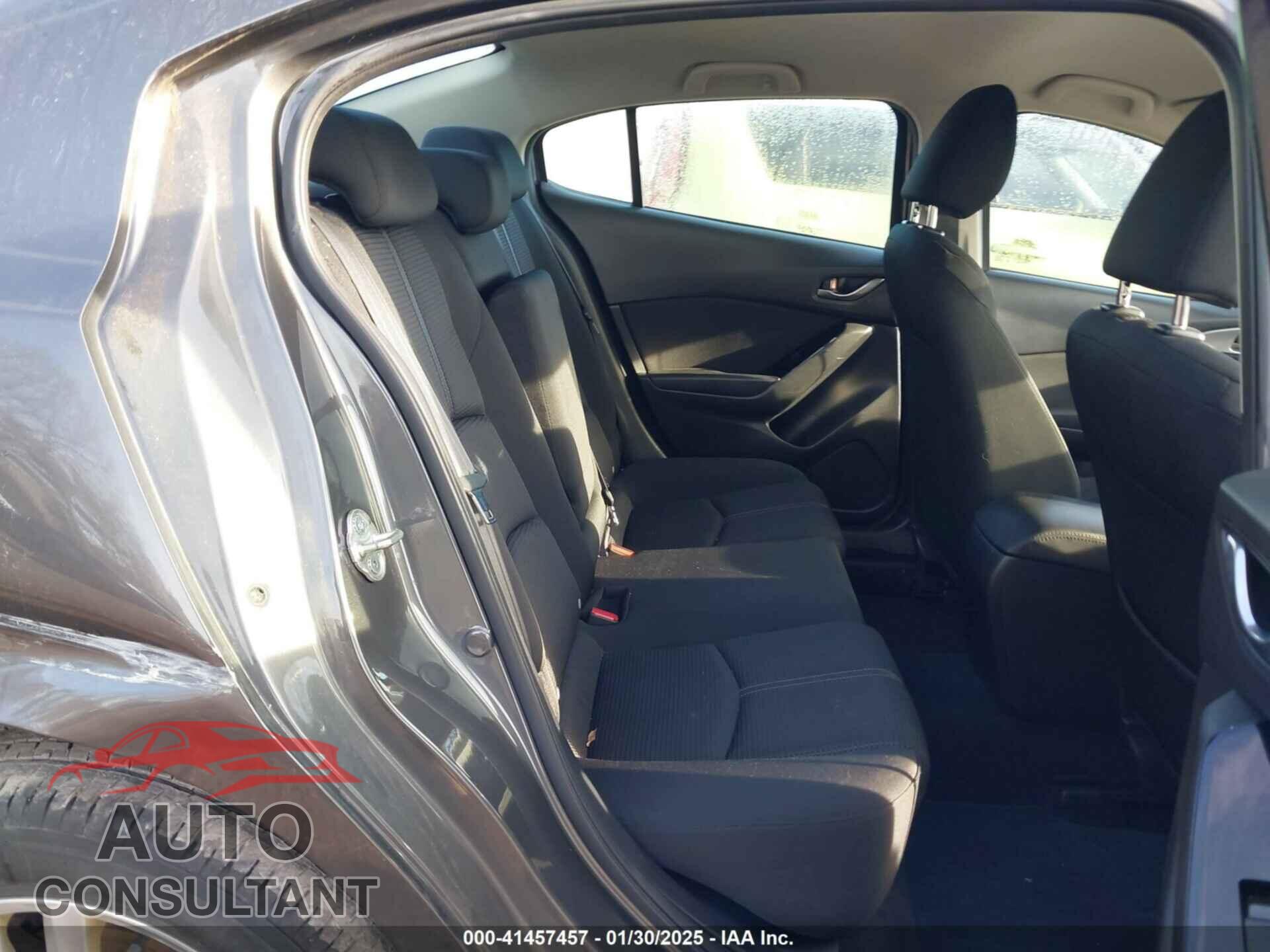MAZDA MAZDA3 2017 - 3MZBN1U75HM153972