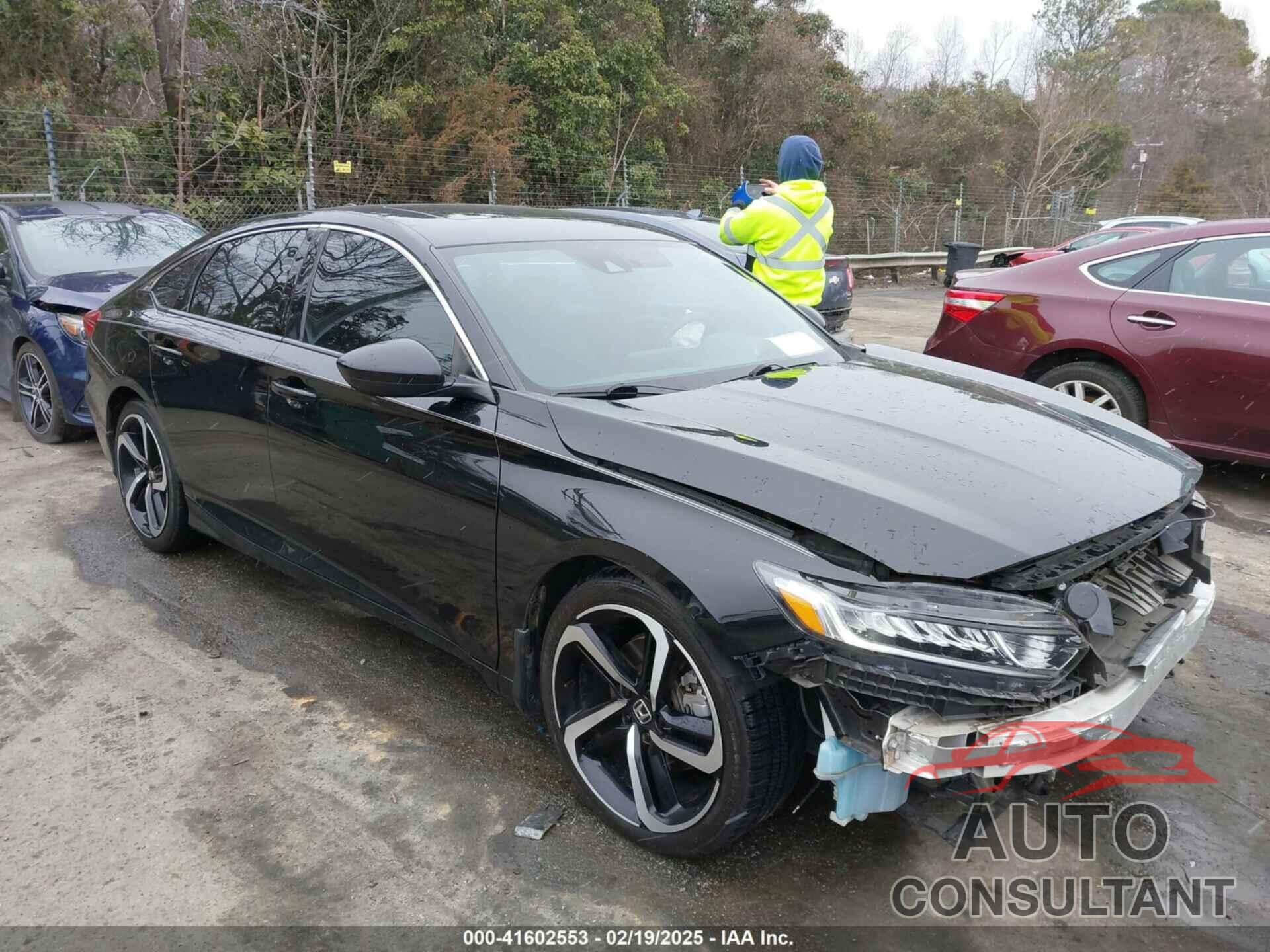 HONDA ACCORD 2019 - 1HGCV2F38KA026517