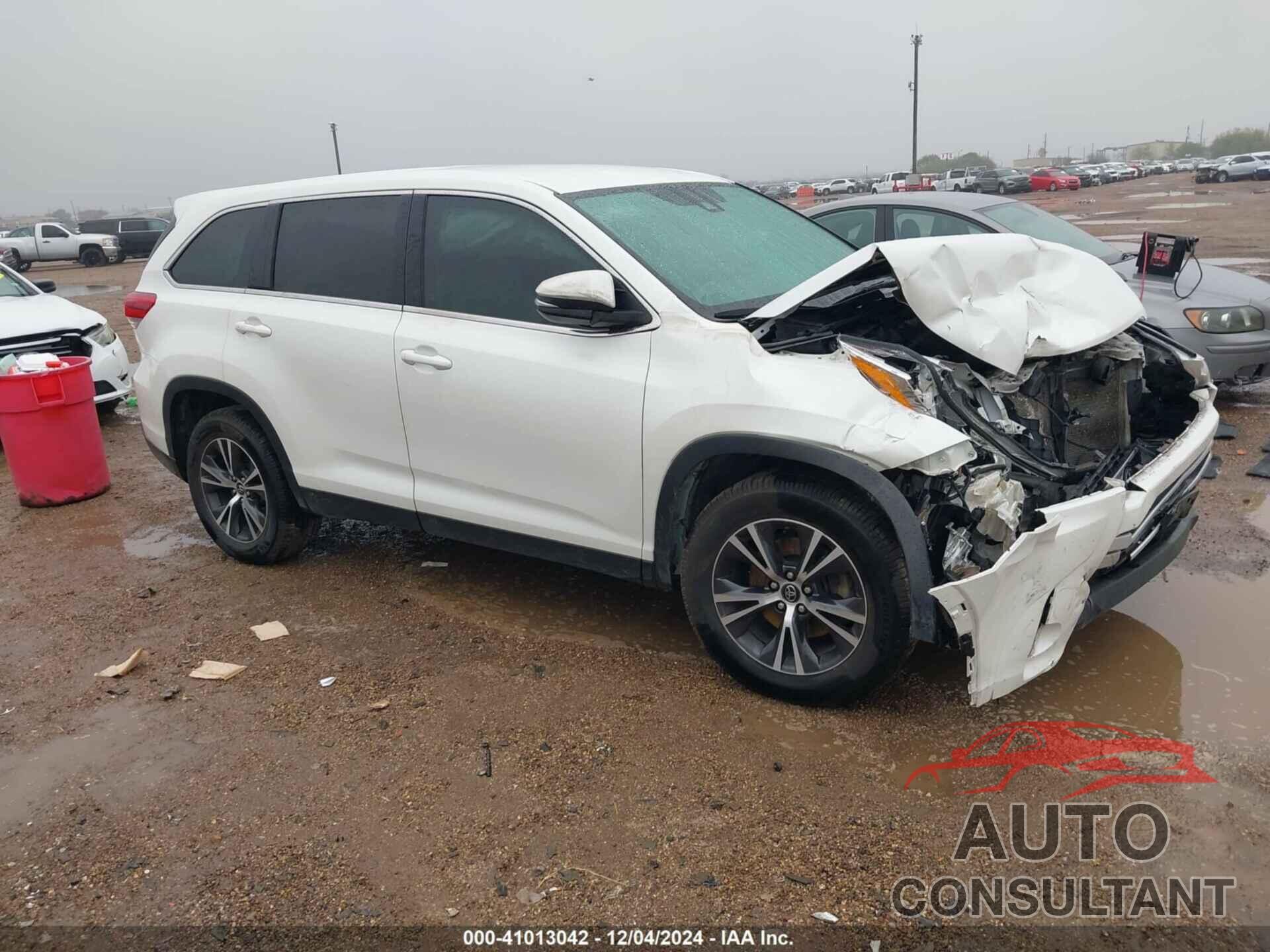 TOYOTA HIGHLANDER 2019 - 5TDZARFH8KS042289