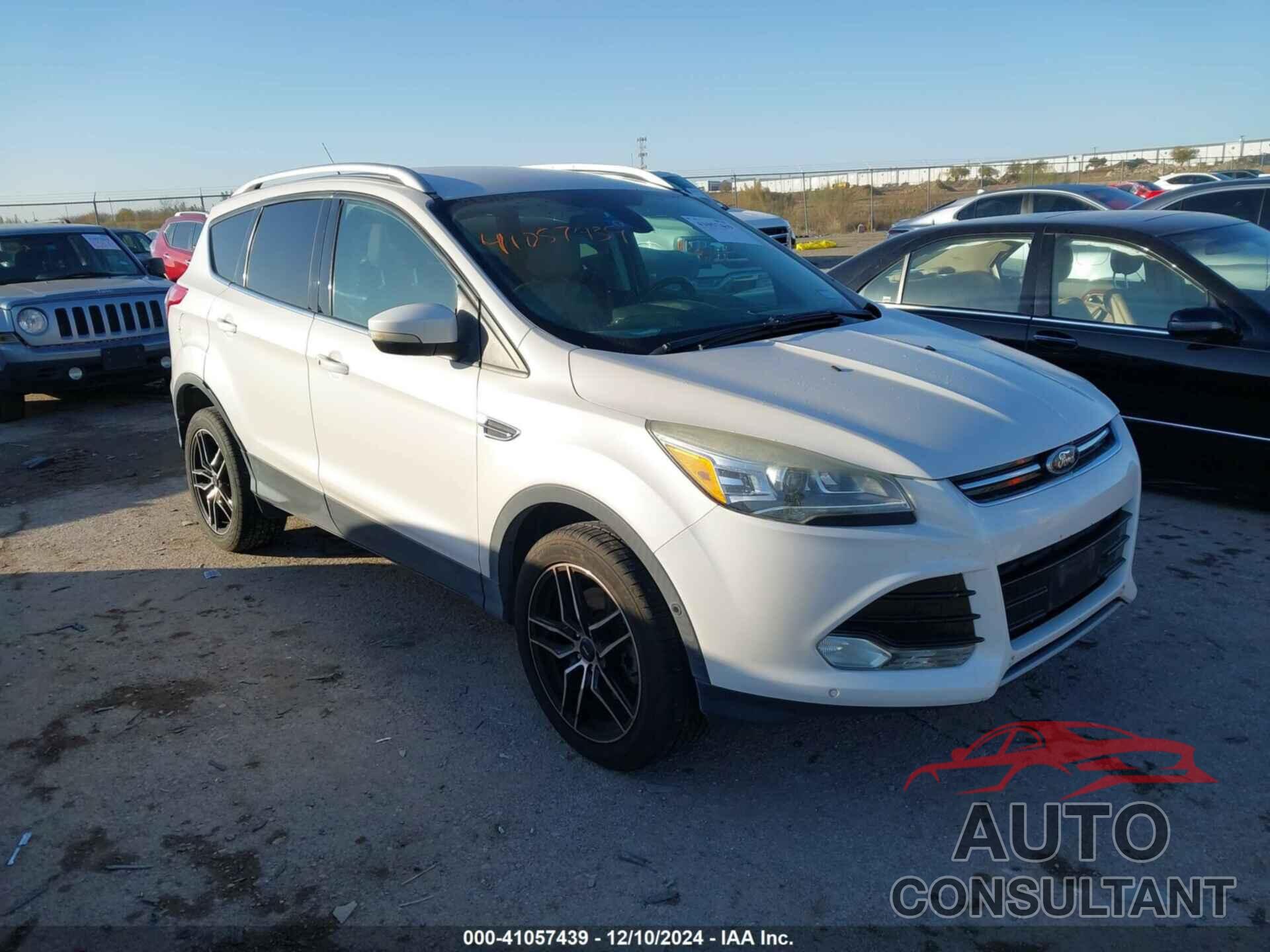 FORD ESCAPE 2014 - 1FMCU9J90EUB45098