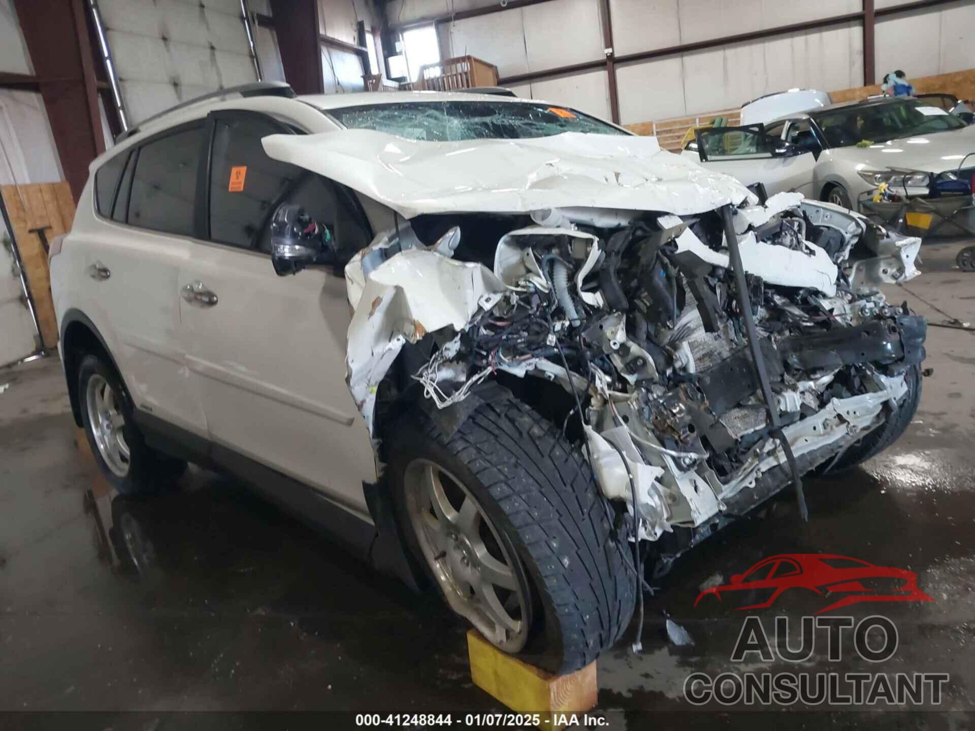 TOYOTA RAV4 HYBRID 2018 - JTMDJREV3JD163520