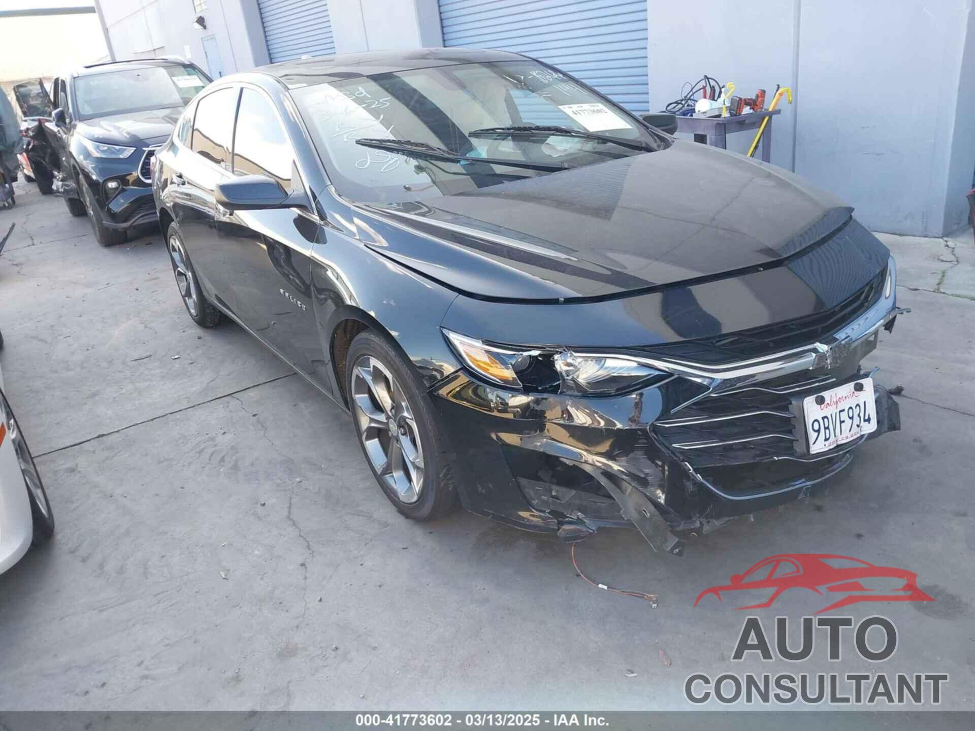 CHEVROLET MALIBU 2020 - 1G1ZD5ST9LF118266