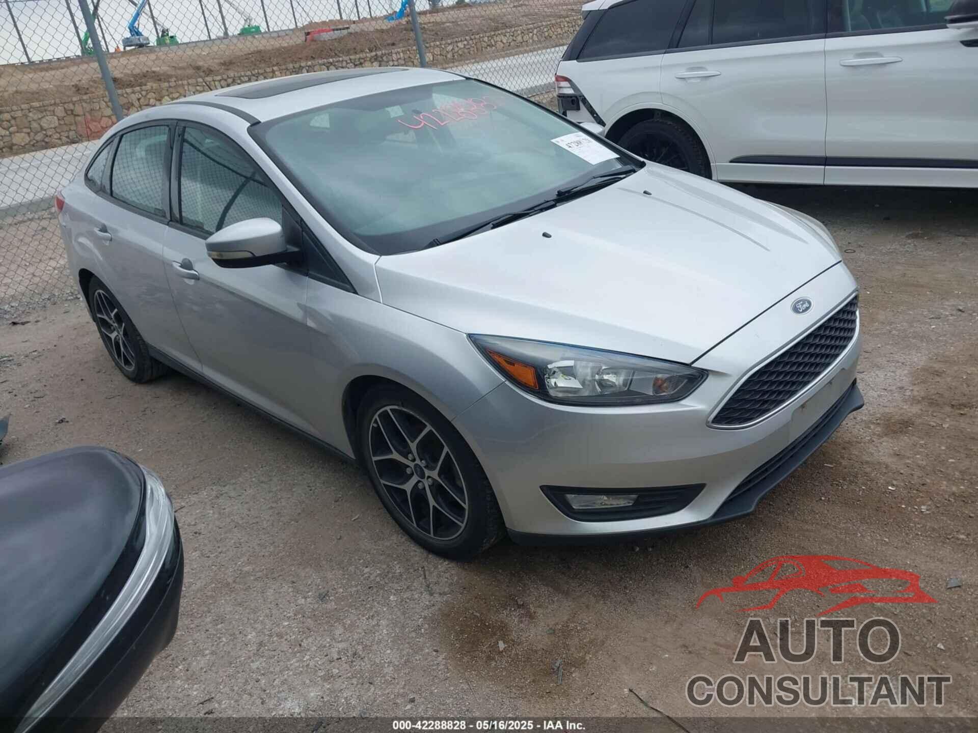 FORD FOCUS 2017 - 1FADP3H25HL344217