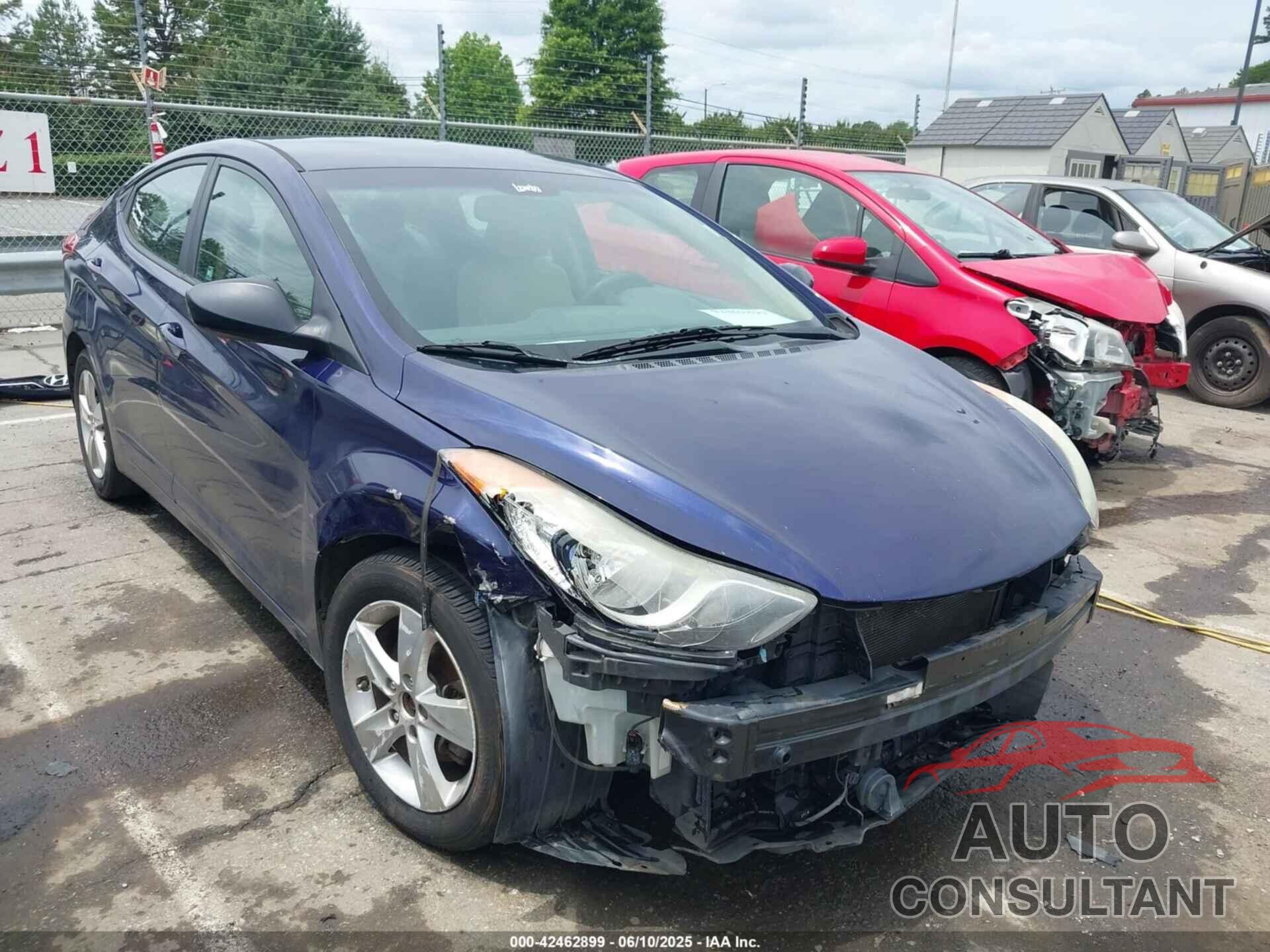 HYUNDAI ELANTRA 2013 - 5NPDH4AE9DH253824