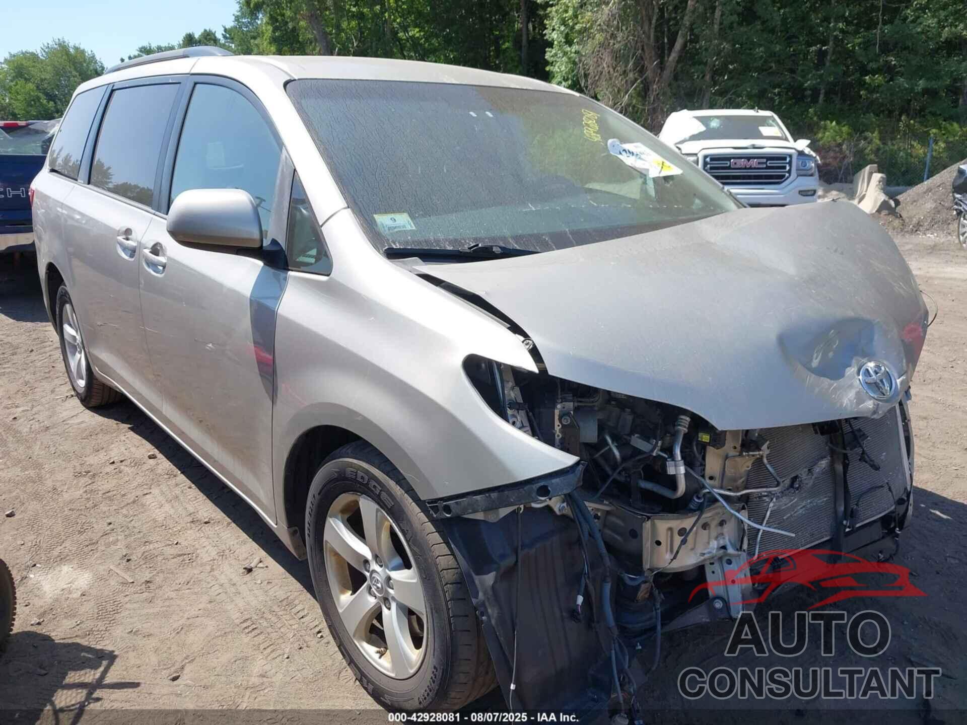 TOYOTA SIENNA 2015 - 5TDKK3DCXFS545654