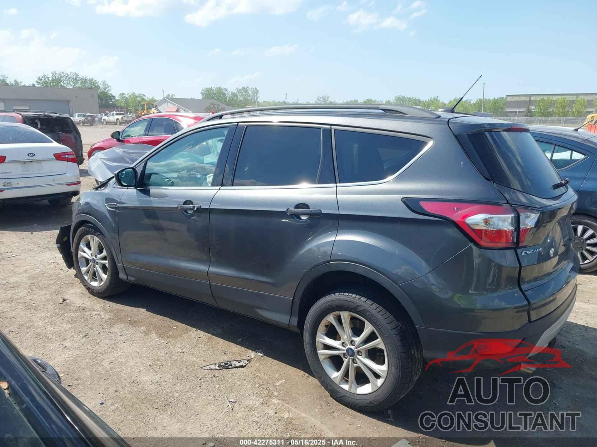 FORD ESCAPE 2018 - 1FMCU0GD1JUD18919