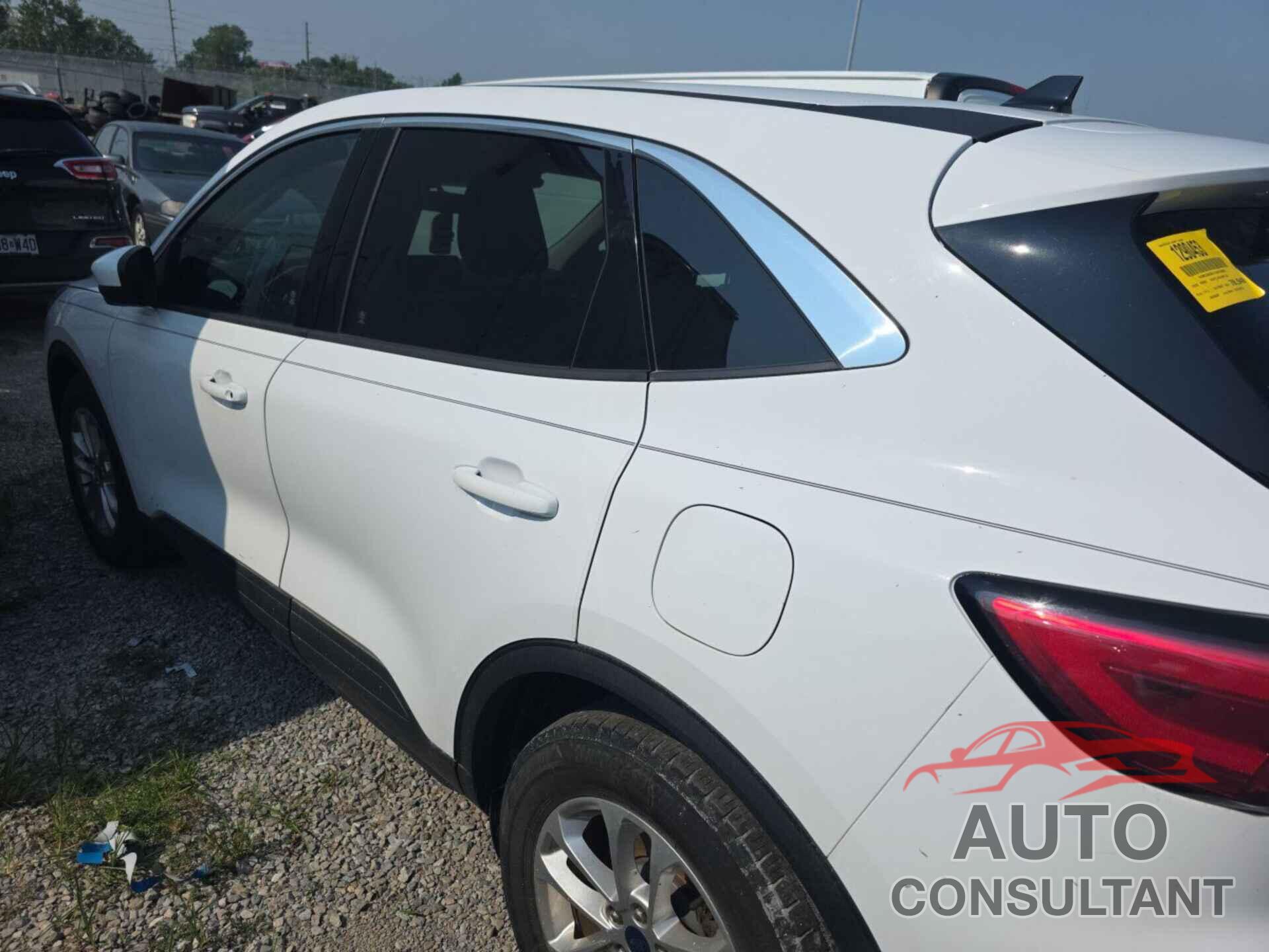 FORD ESCAPE 2020 - 1FMCU0G67LUA76657