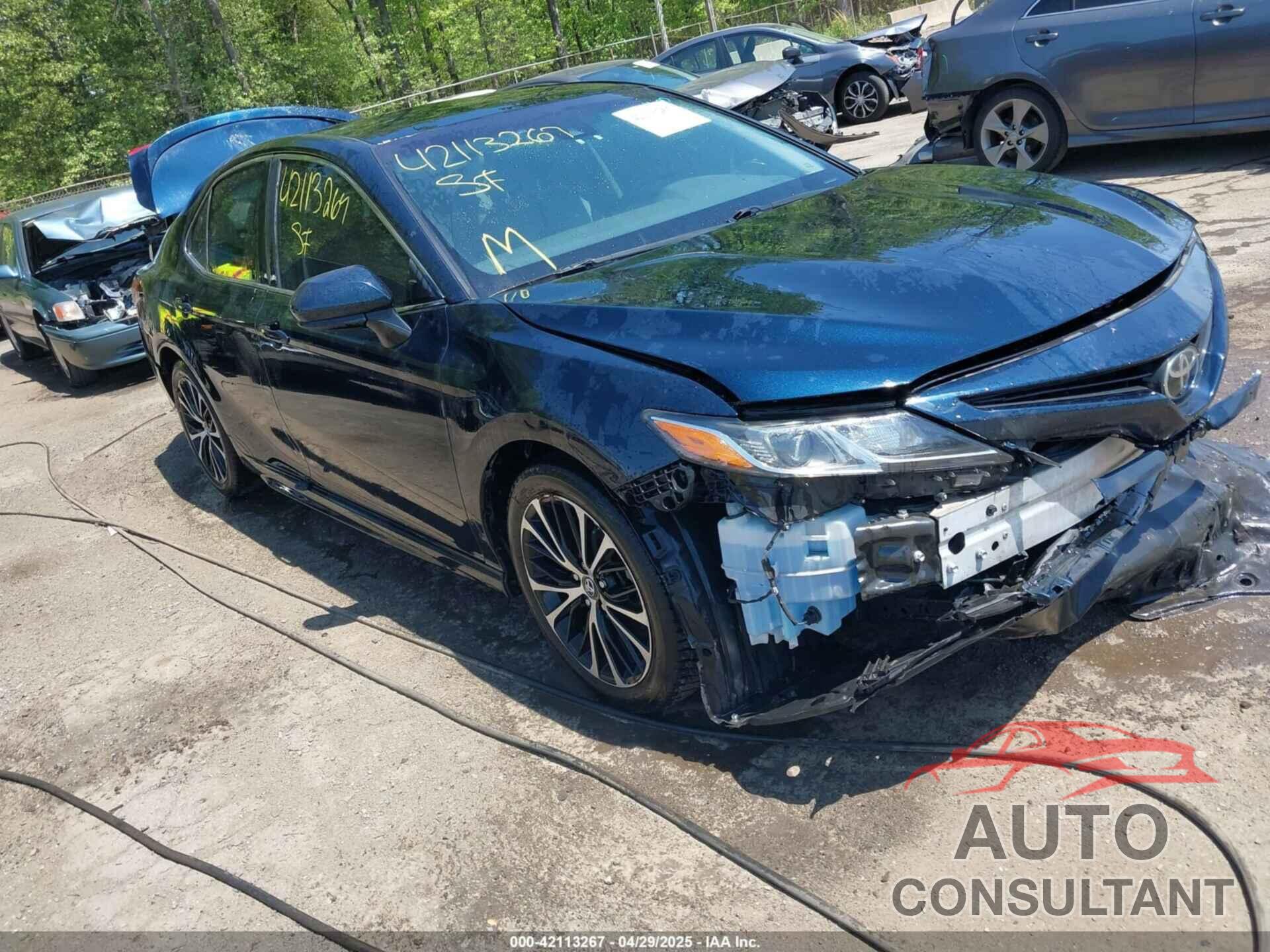 TOYOTA CAMRY 2018 - 4T1B11HK2JU518506