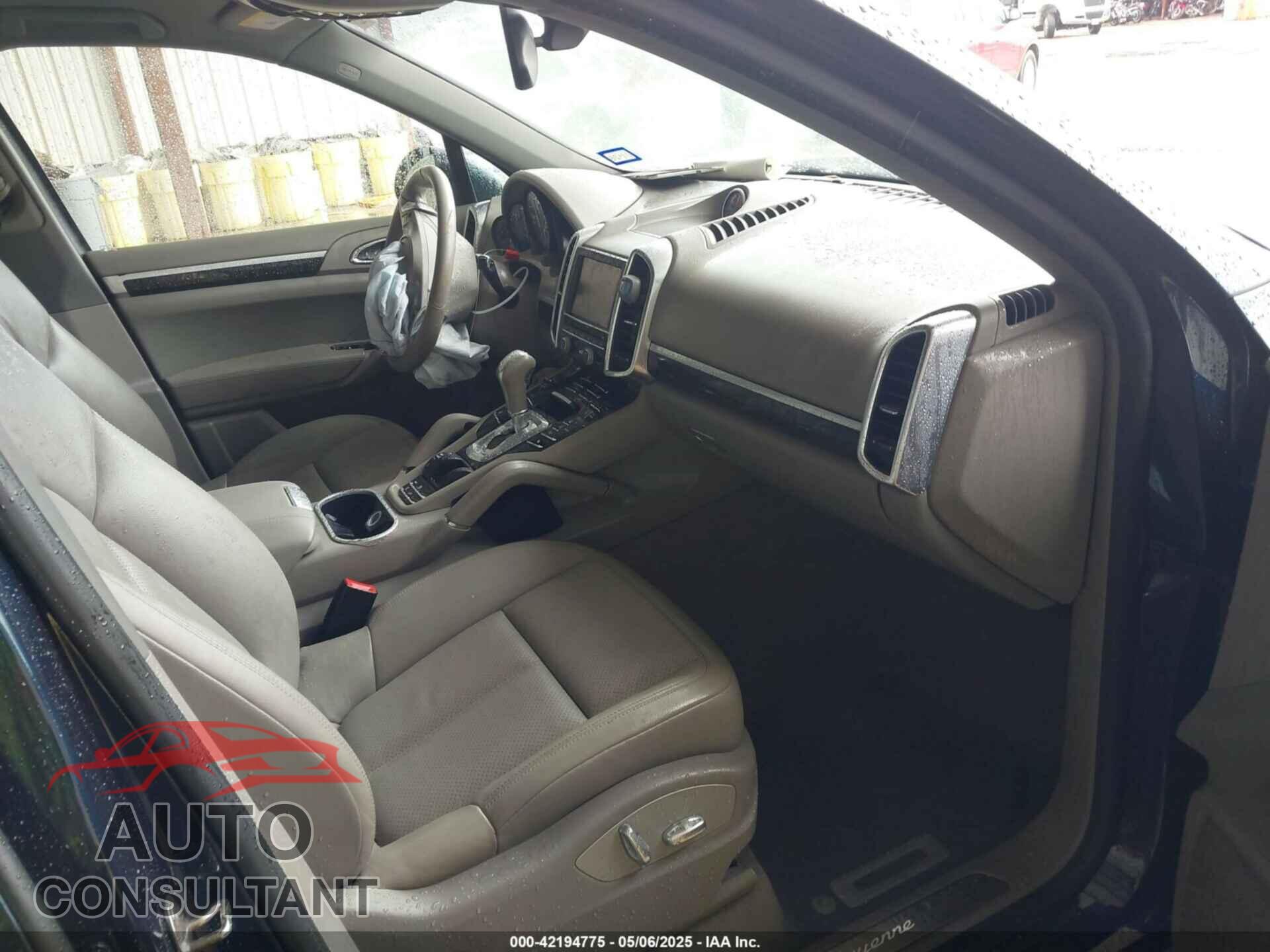 PORSCHE CAYENNE 2013 - WP1AA2A27DLA12131