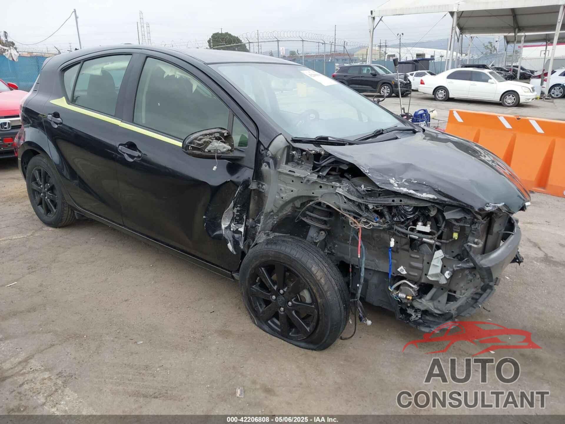 TOYOTA PRIUS C 2016 - JTDKDTB38G1122521