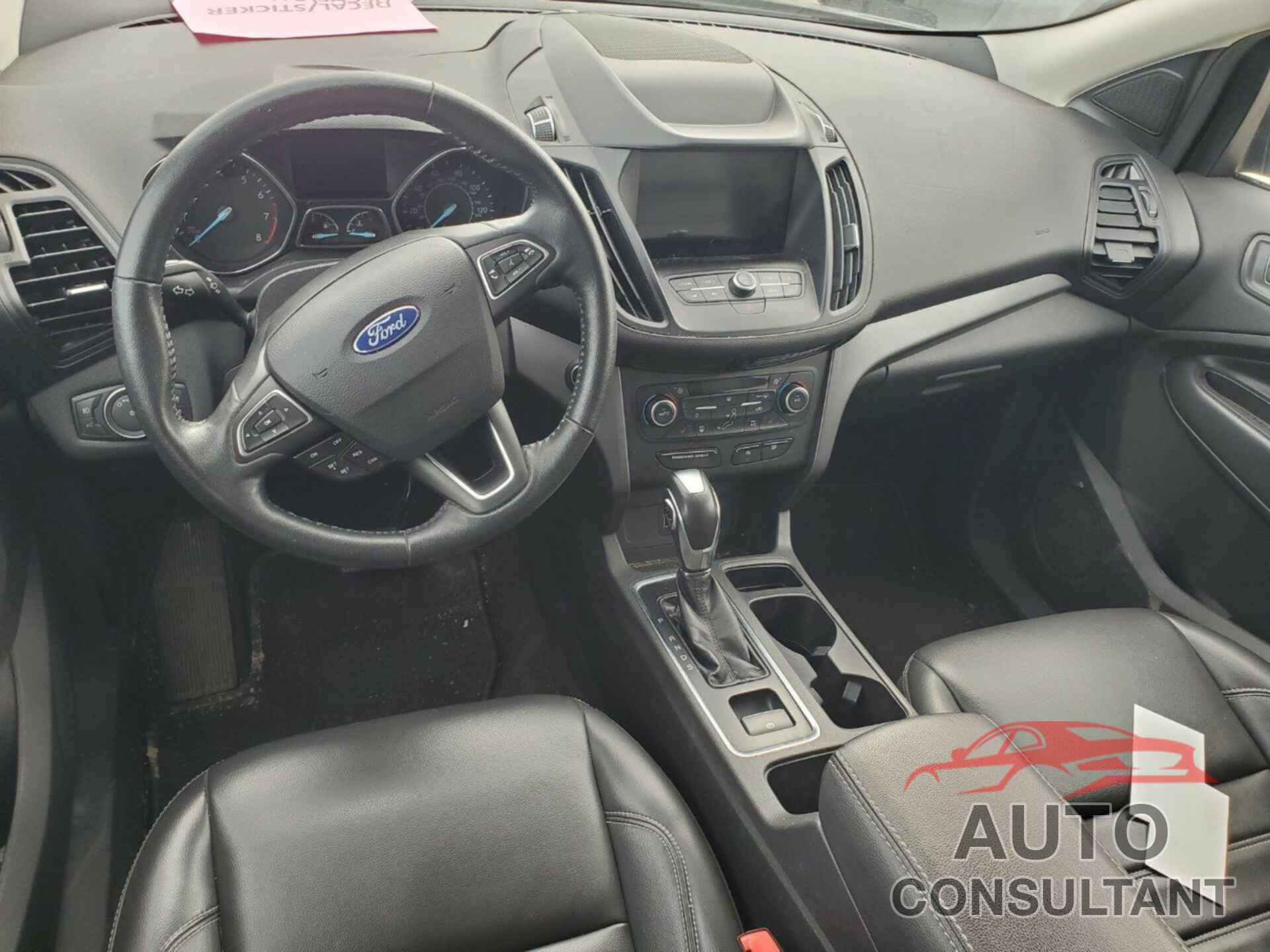 FORD ESCAPE 2019 - 1FMCU9HD2KUB82403