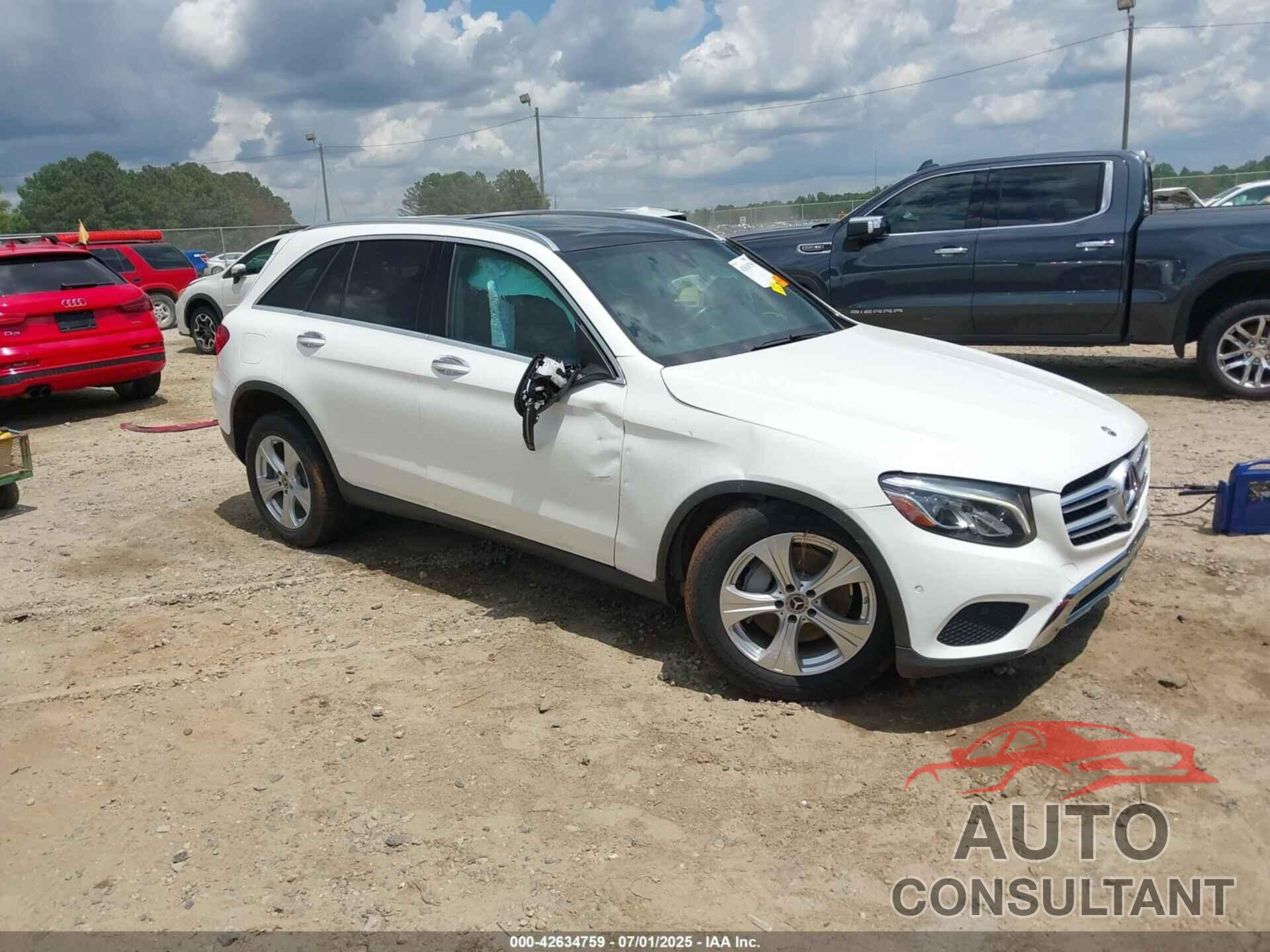 MERCEDES-BENZ GLC 300 2018 - WDC0G4JB5JV064939