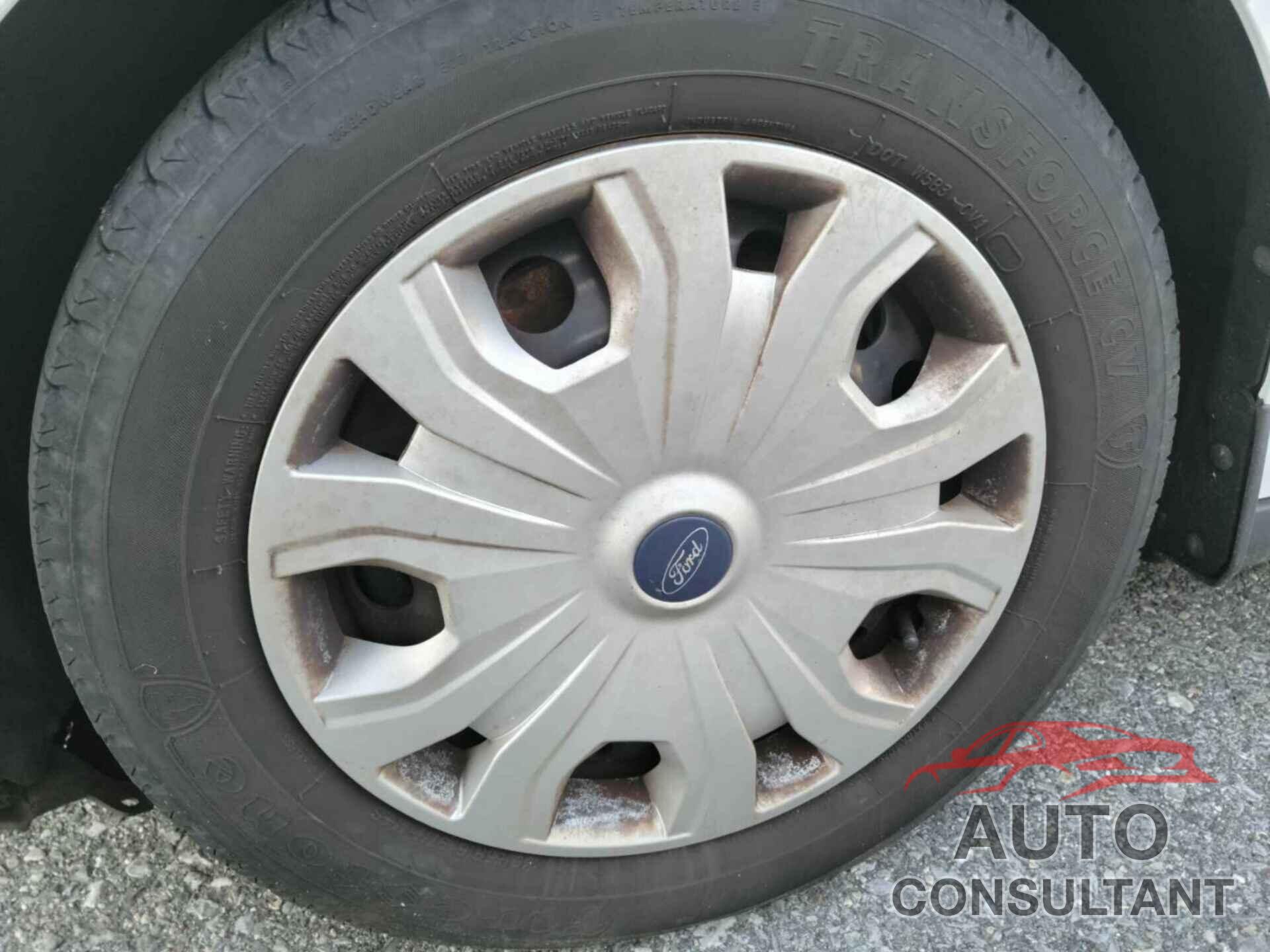 FORD TRANSIT CONNECT 2019 - NM0LS7E73K1399048