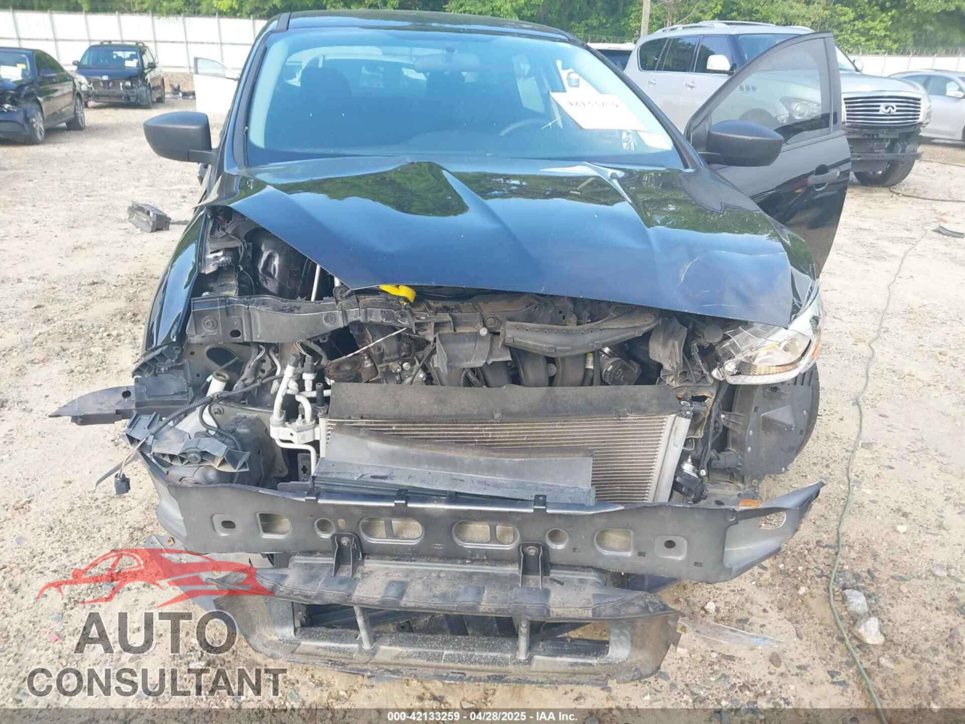 FORD FOCUS 2017 - 1FADP3E26HL284470