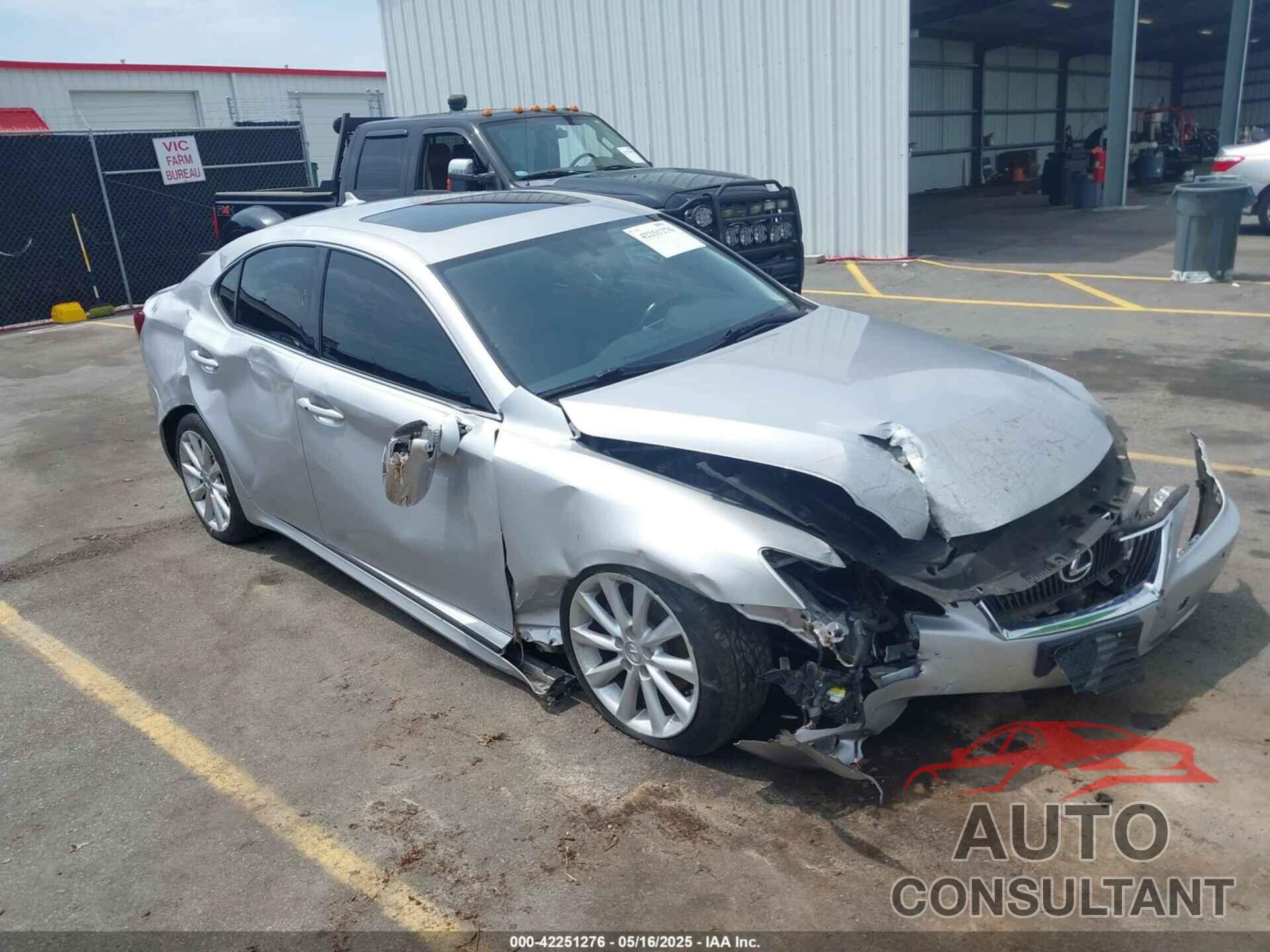 LEXUS IS 250 2010 - JTHCF5C28A5037029