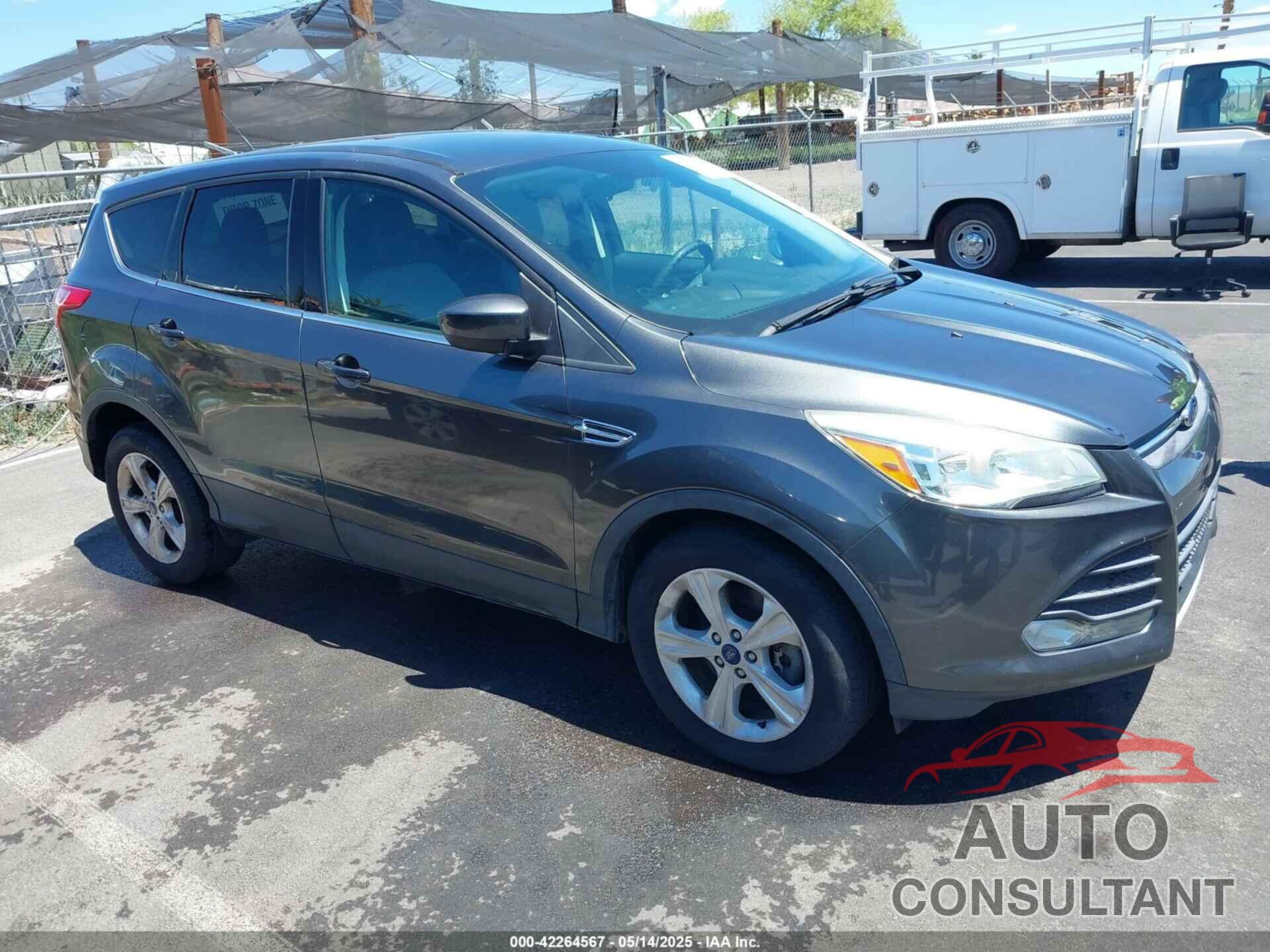 FORD ESCAPE 2015 - 1FMCU0G90FUA67944