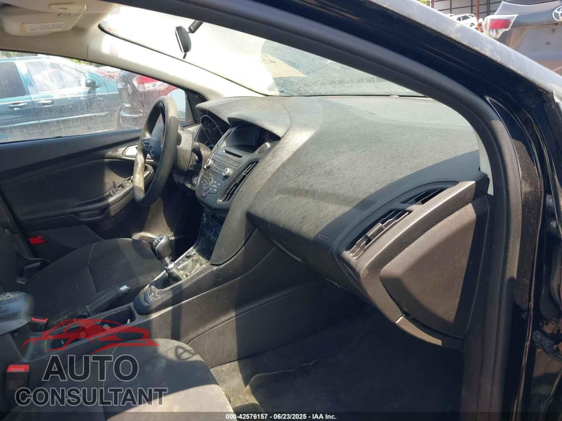 FORD FOCUS 2017 - 1FADP3FE1HL269626
