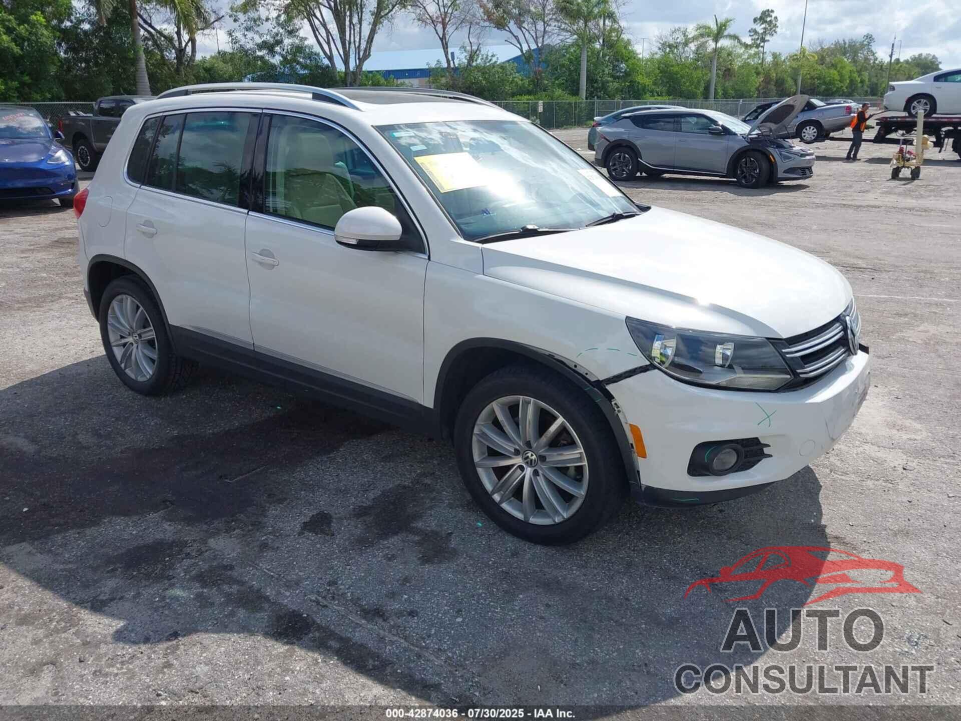 VOLKSWAGEN TIGUAN 2012 - WVGAV7AX2CW598521