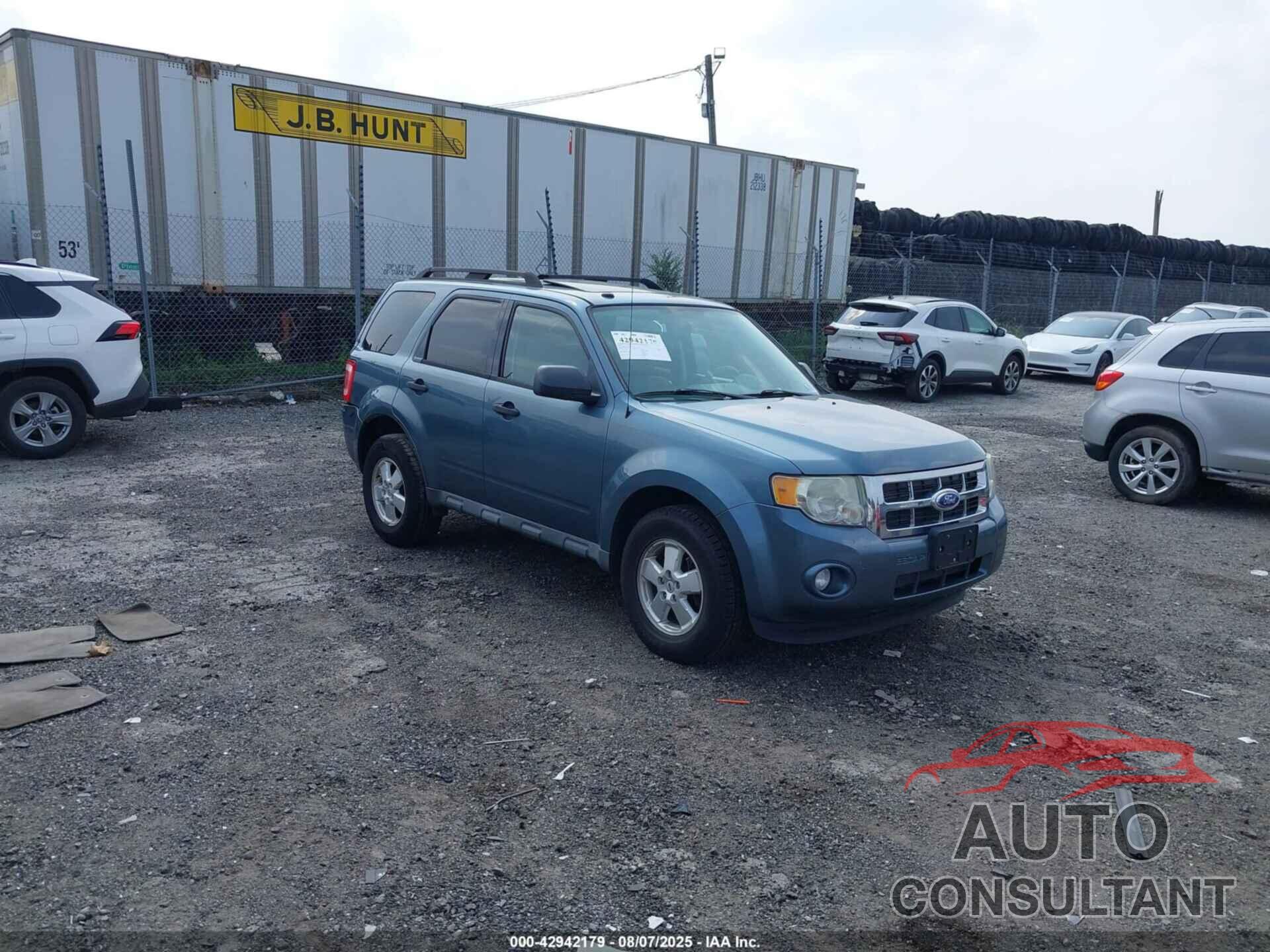 FORD ESCAPE 2011 - 1FMCU0DG7BKC14107
