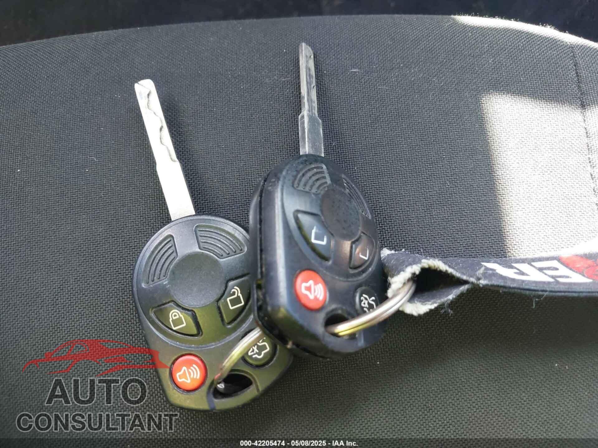 FORD FOCUS 2015 - 1FADP3F2XFL313657