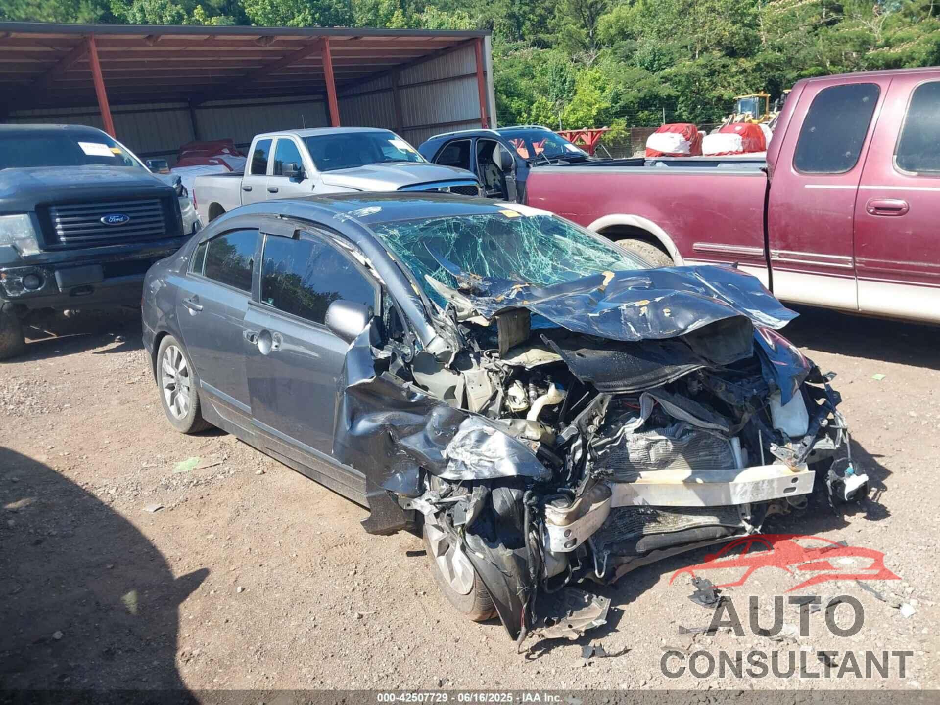 HONDA CIVIC 2009 - 1HGFA168X9L015435